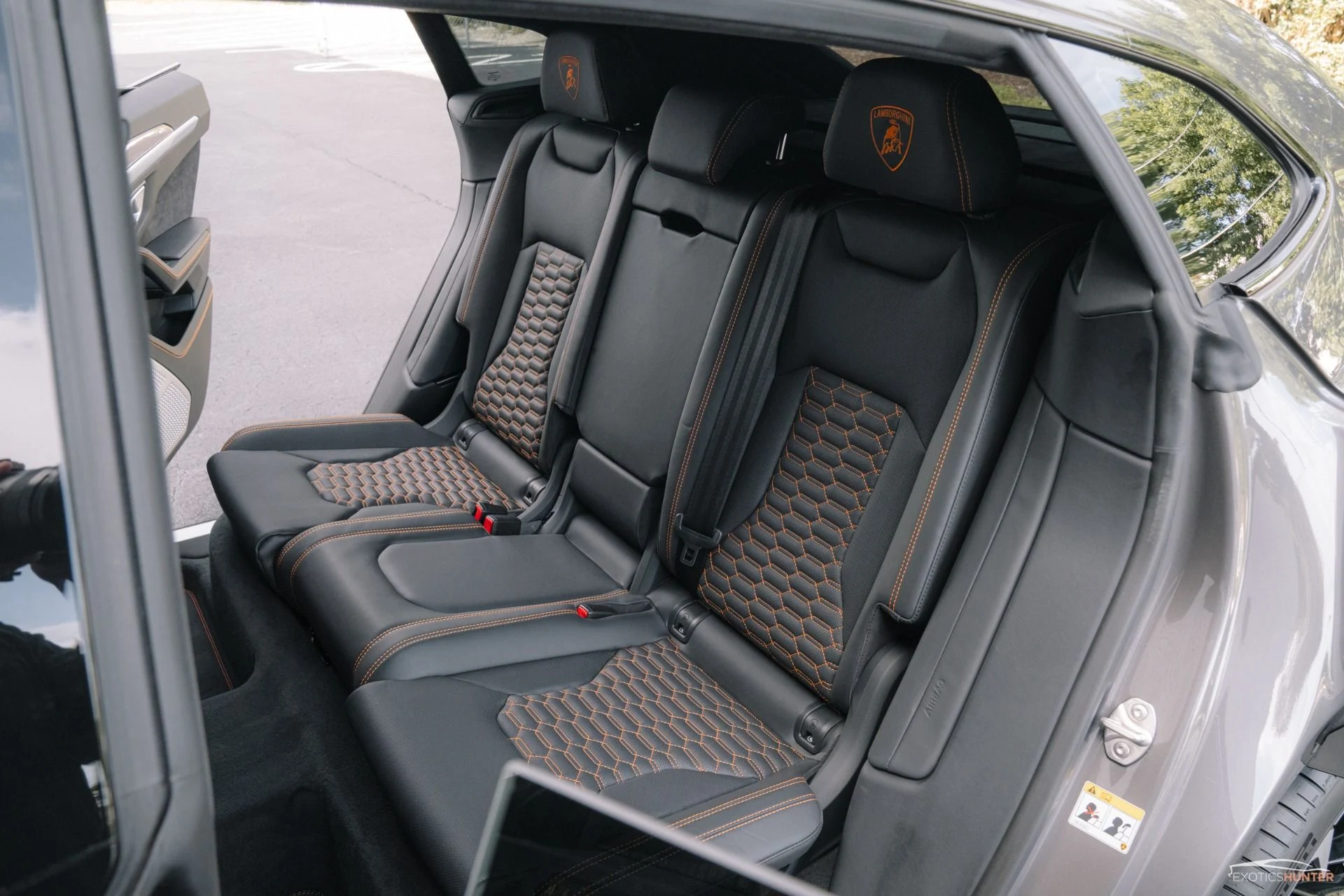 mph034_3291712131_Used_2021_Lamborghini_Urus_w_Bang_Olufsen_Advanced_Sound_Parkassist_1758750772_95379d1c8b