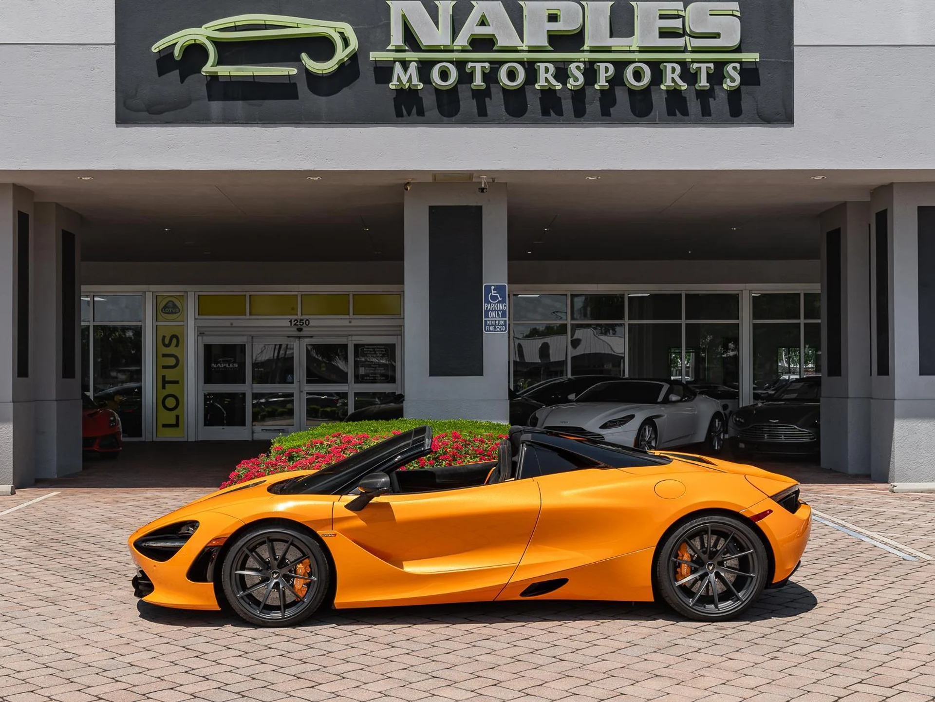 mph034_3297271596_Used_2022_Mc_Laren_720_S_Performance_1778364280_94c389b7d1