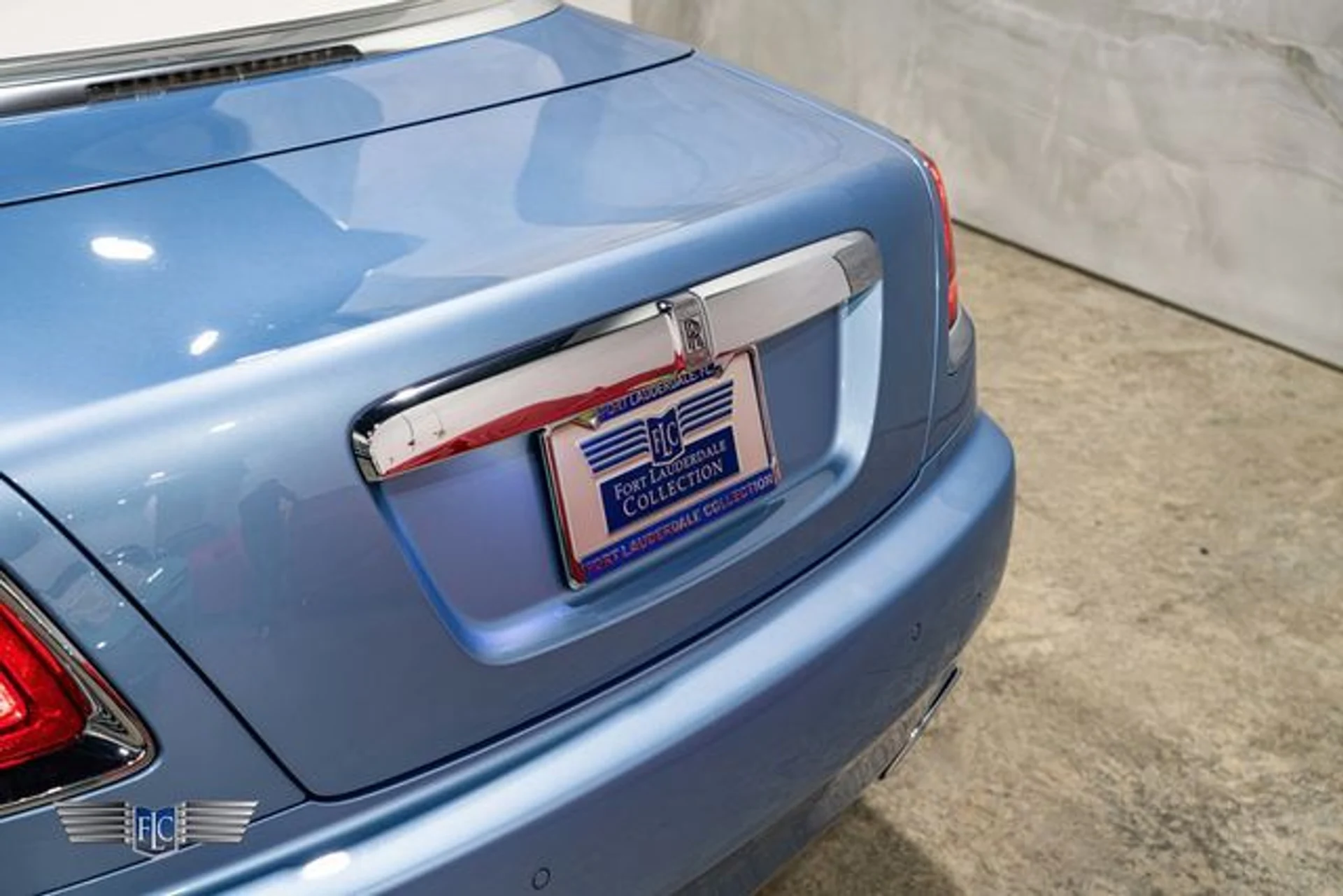 mph034_3308319891_used_2017_rolls_royce_dawn_convertible_9689_23094548_39_640_4465e7ae76