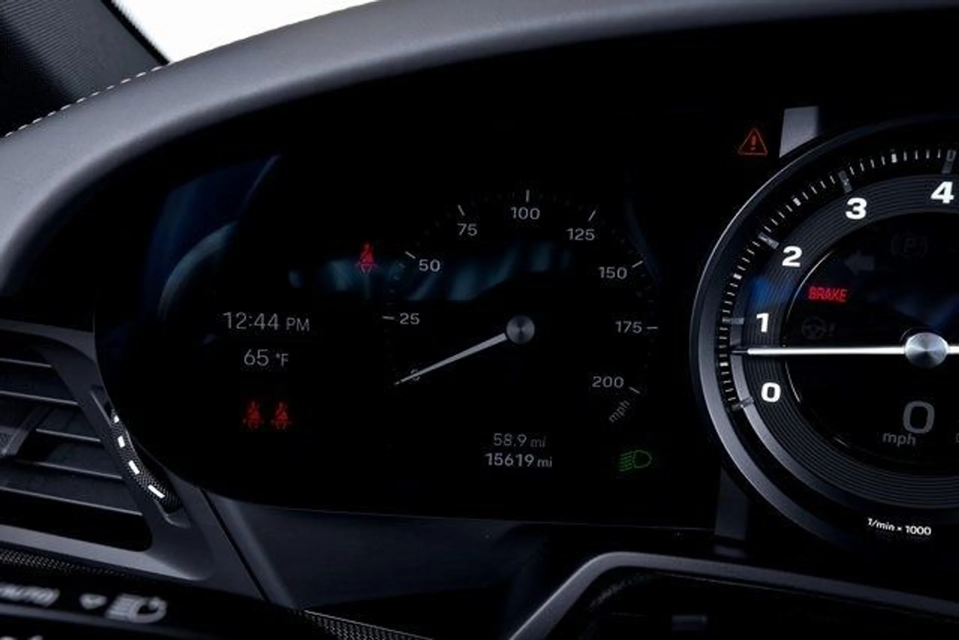 mph034_3316083364_51b61bca1b1bb6fd90dce0087f8cb18dx_579d07eff8