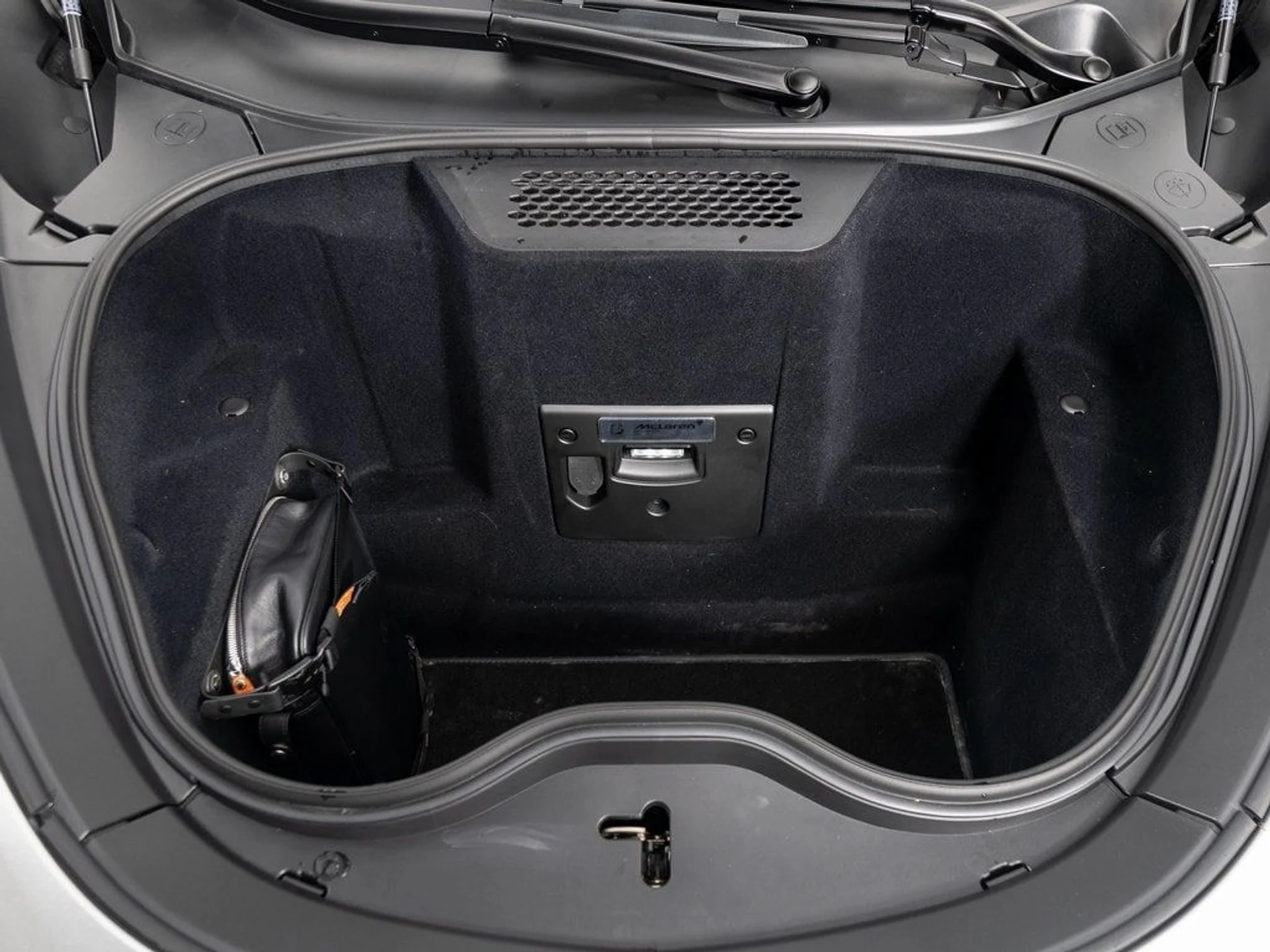 mph034_3326288188_ca2d001f36030ebfd977ff8d2e9361cex_1bea6f09be