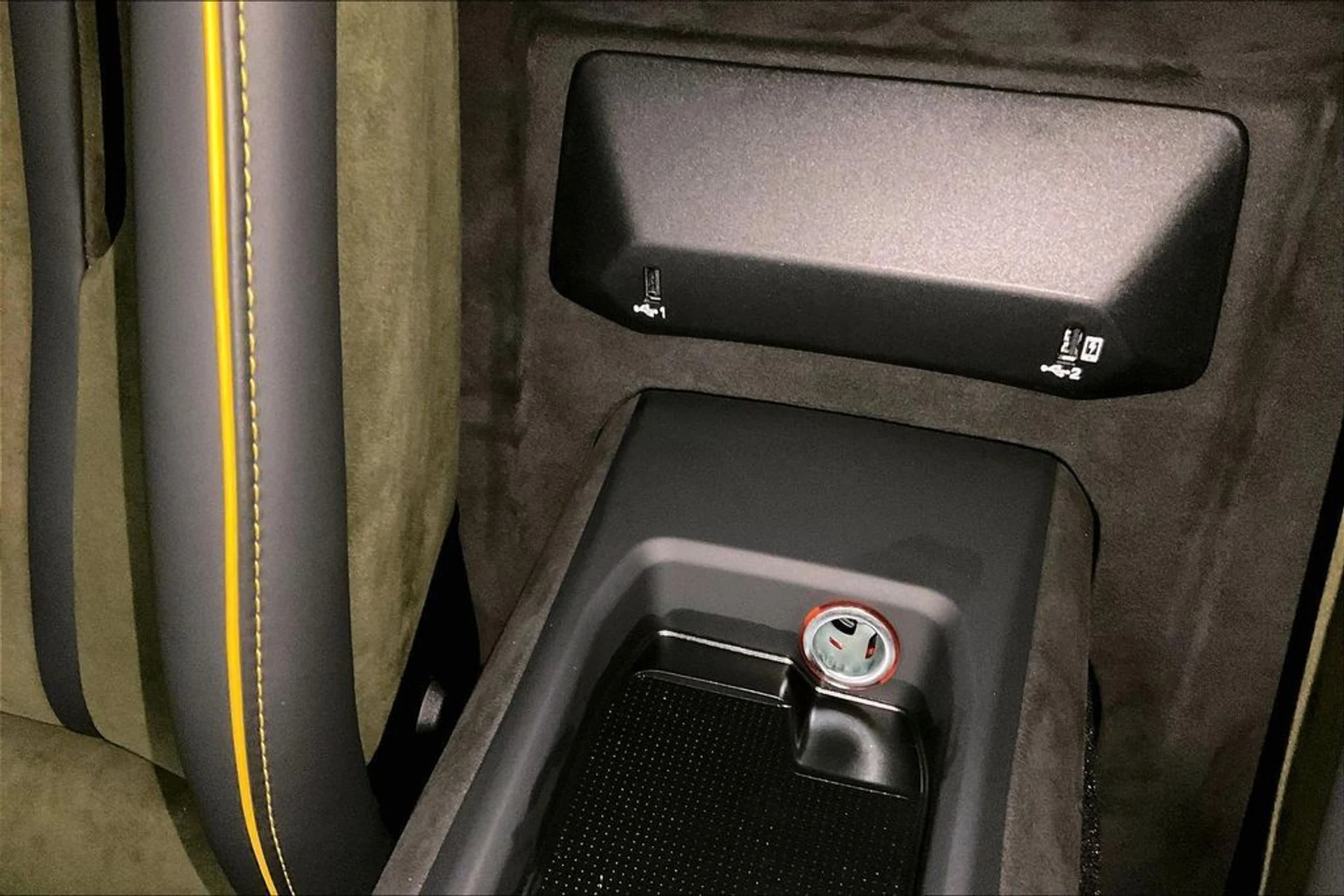 mph034_3329826368_c5f765285e75f39fbc7bc94ed63fdfefx_4b27af1839