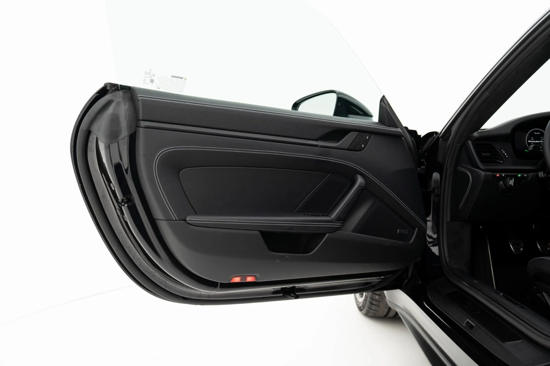 mph034_3332266253_Used_2026_Porsche_911_GT_3_Touring_1774627050_1f2651d6de