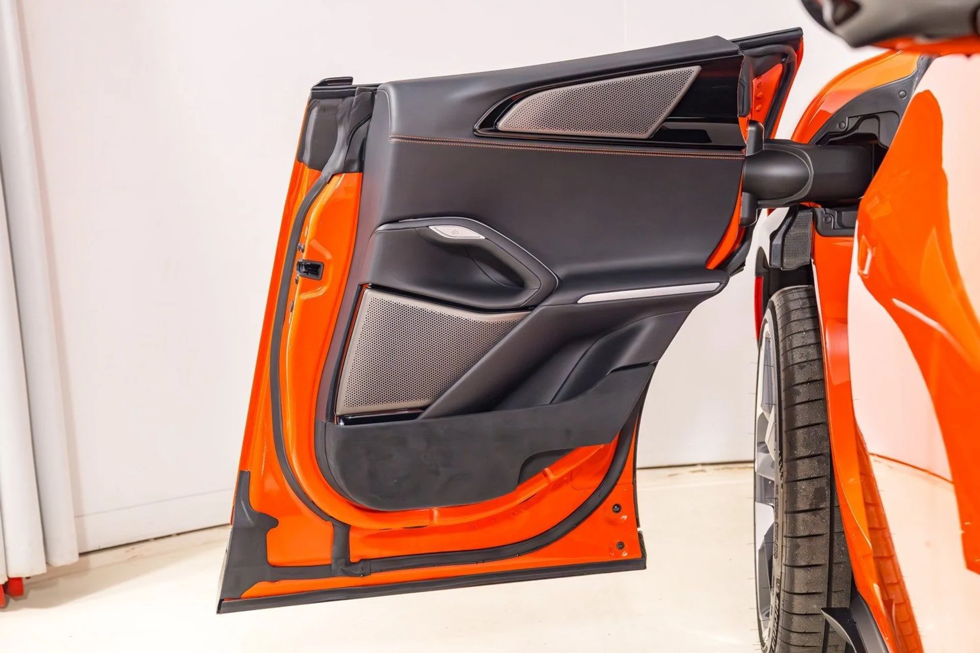 mph034_3338954125_7873bce05f8c43cea560ae322948e171_eda4facc35