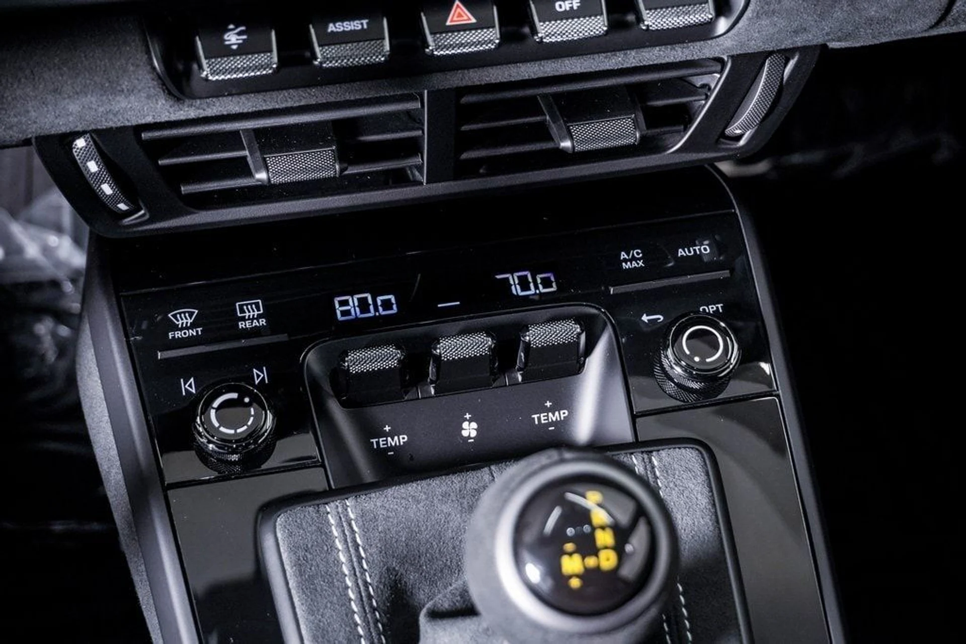 mph034_3342604908_4b2cd299aa19b9548d3dd127c43fbf7bx_008db127a0