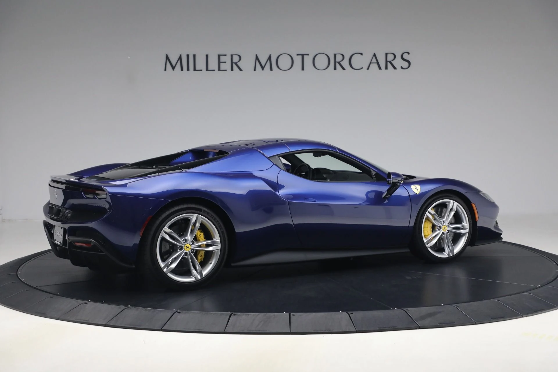 mph034_3342875801_Used_2024_Ferrari_296_GTS_1791999464_54a7ecf7c4