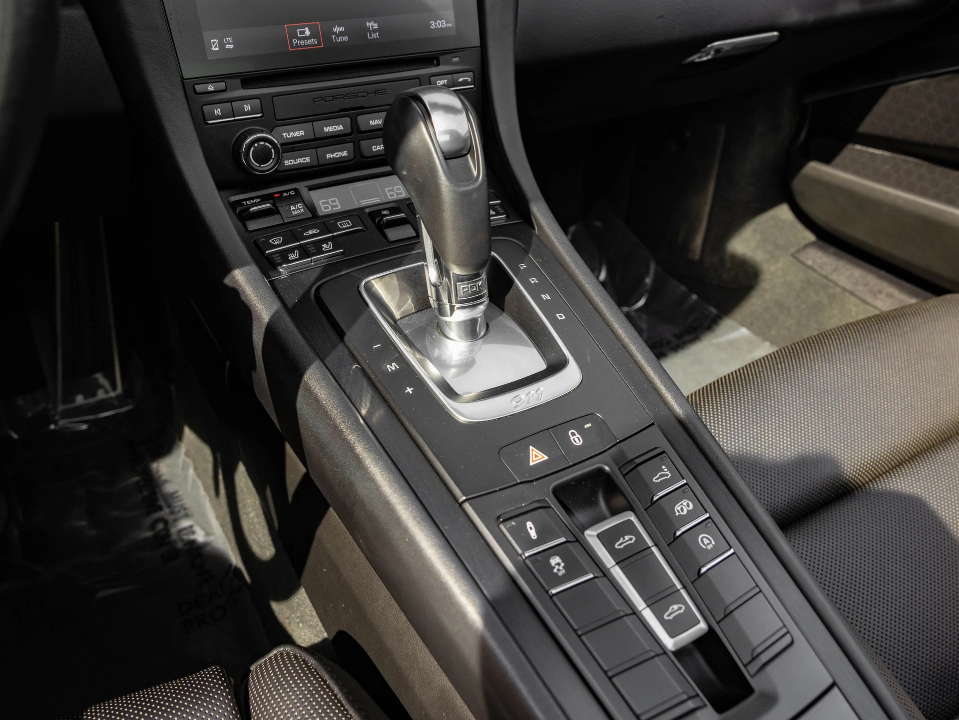 mph034_3356215768_8e50759b8dfd8ae415833f87d8a34042_98174e9175