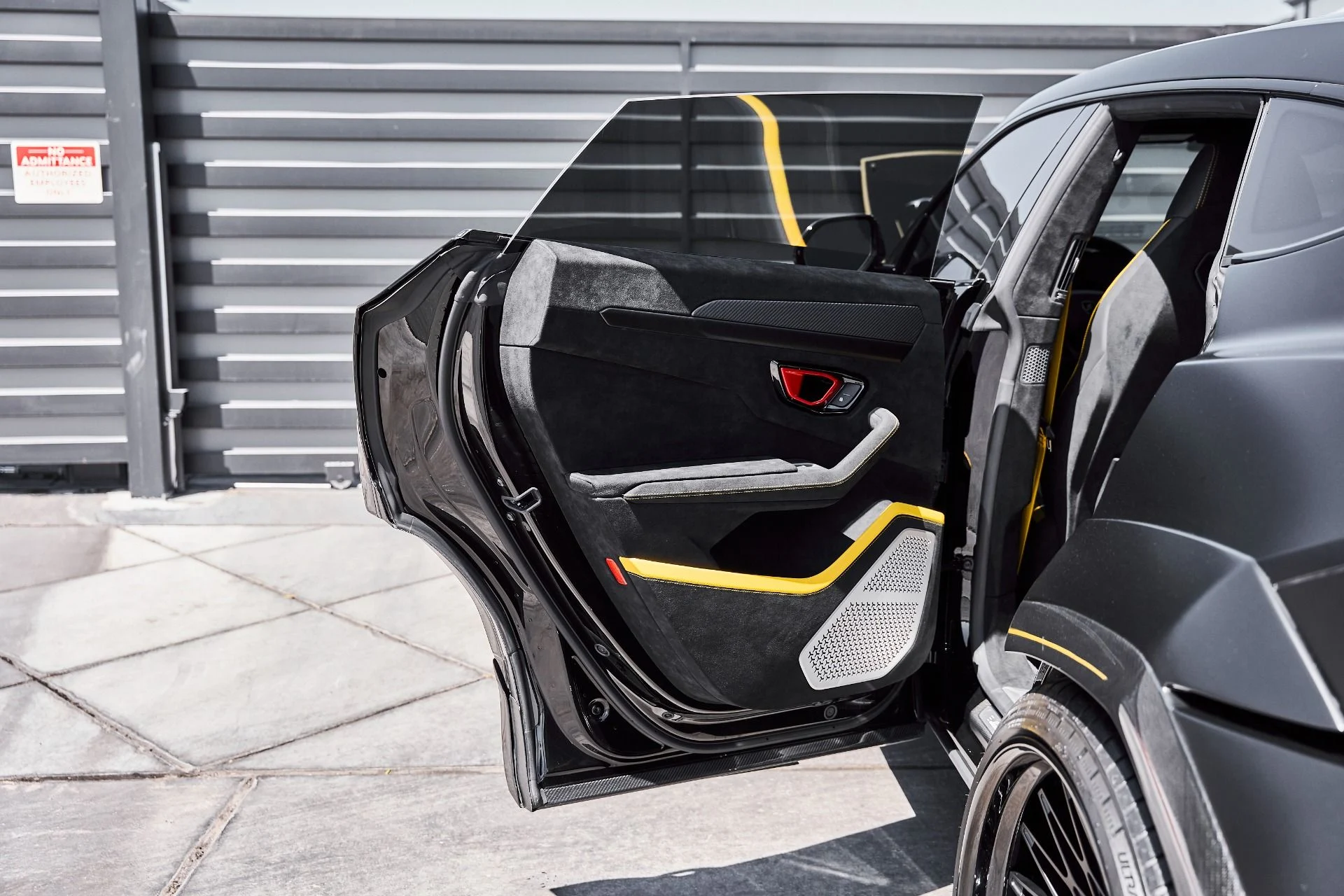 mph034_33610313_Used_2024_Lamborghini_Urus_Performante_1778117003_9e6a46ed00