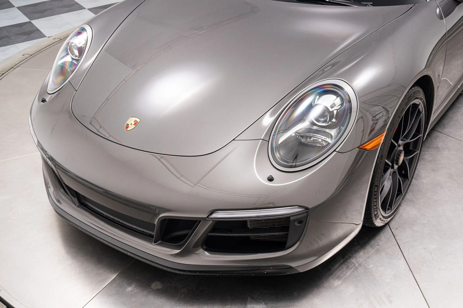 mph034_3362210380_Used_2018_Porsche_911_Targa_4_GTS_1781794965_11ba704d36