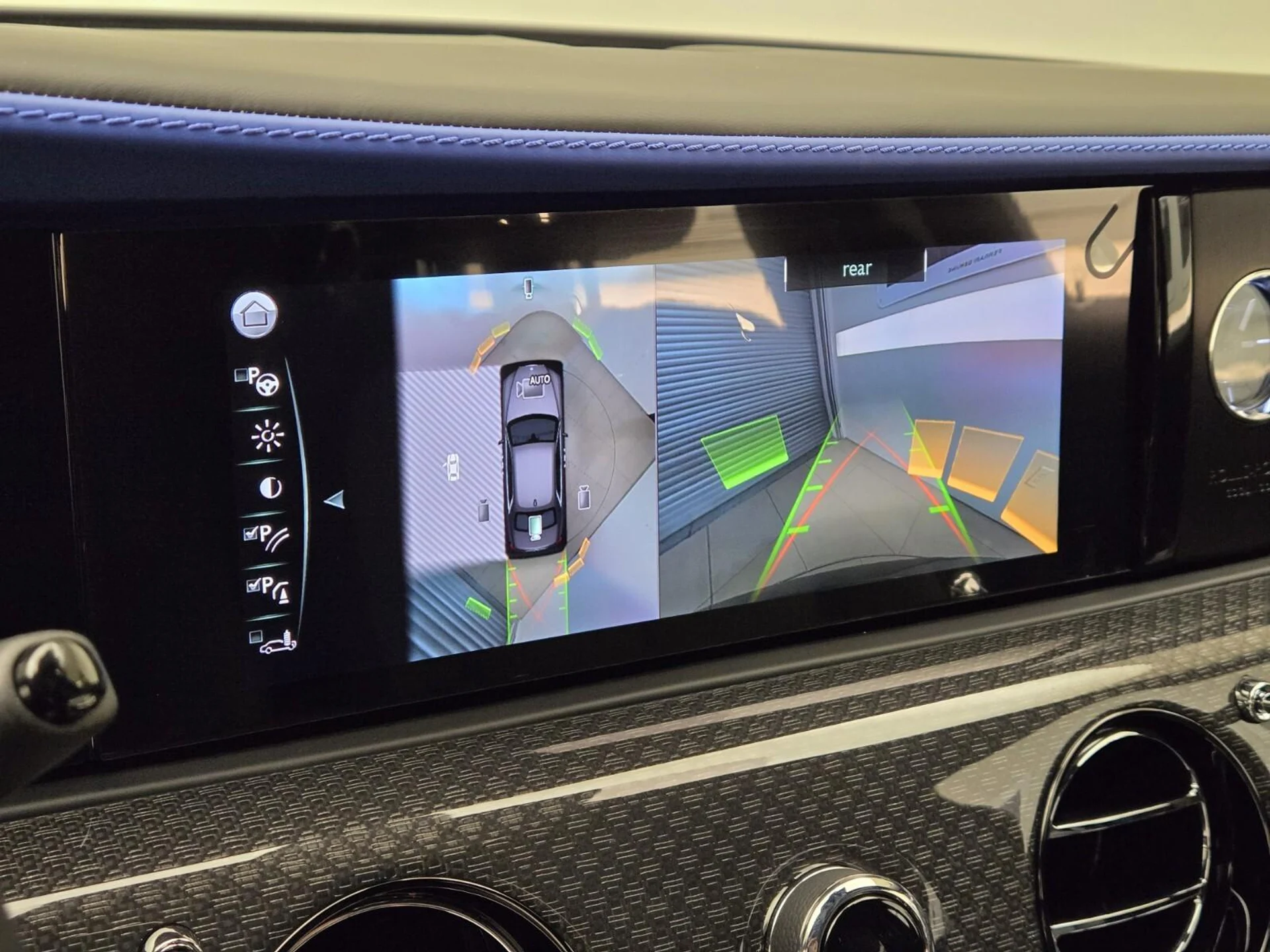 mph034_3367777639_Used_2023_Rolls_Royce_Ghost_1741259154_a22f836be1