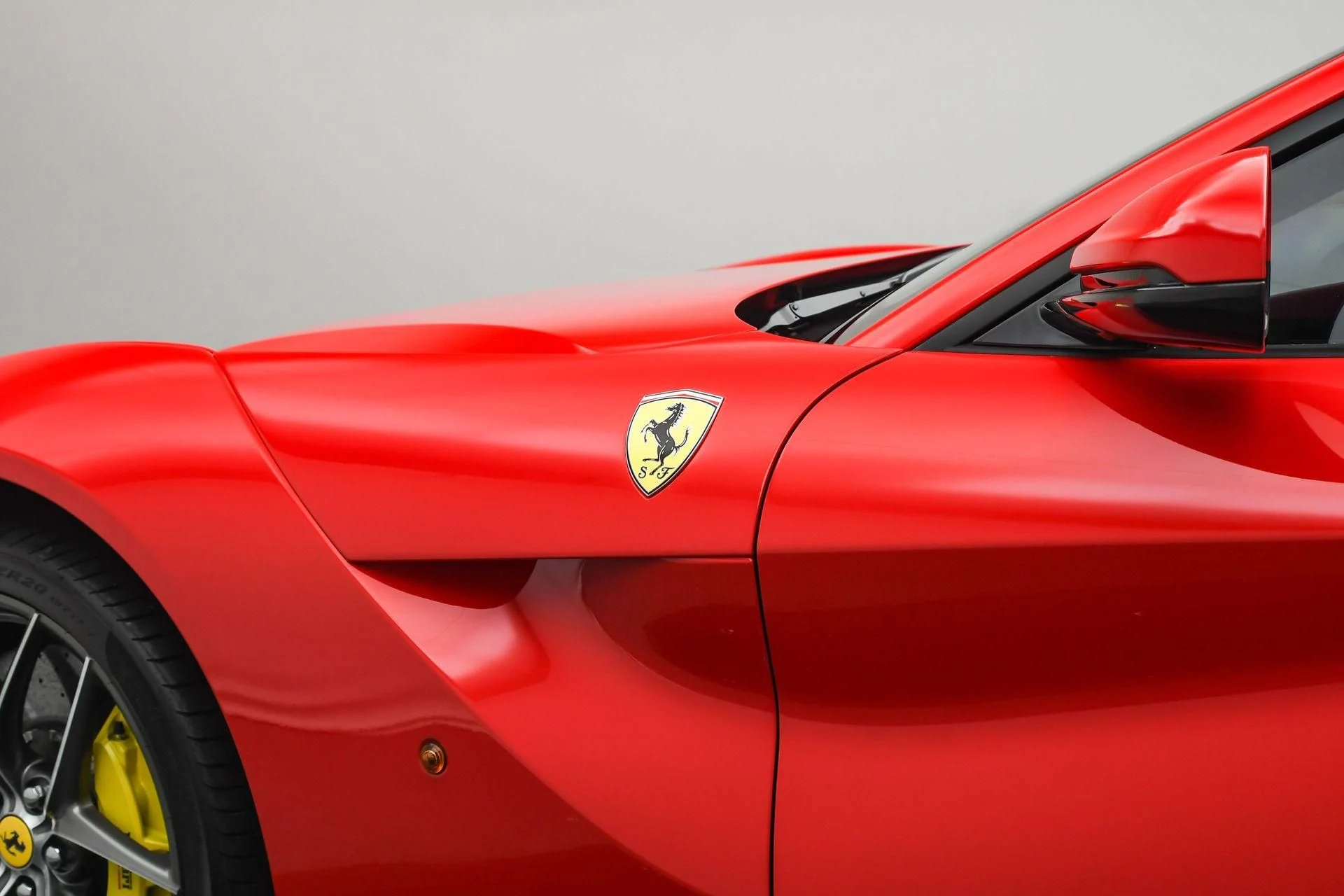 mph034_3379464751_Used_2017_Ferrari_F12_Berlinetta_1757454027_dd1cb051a5