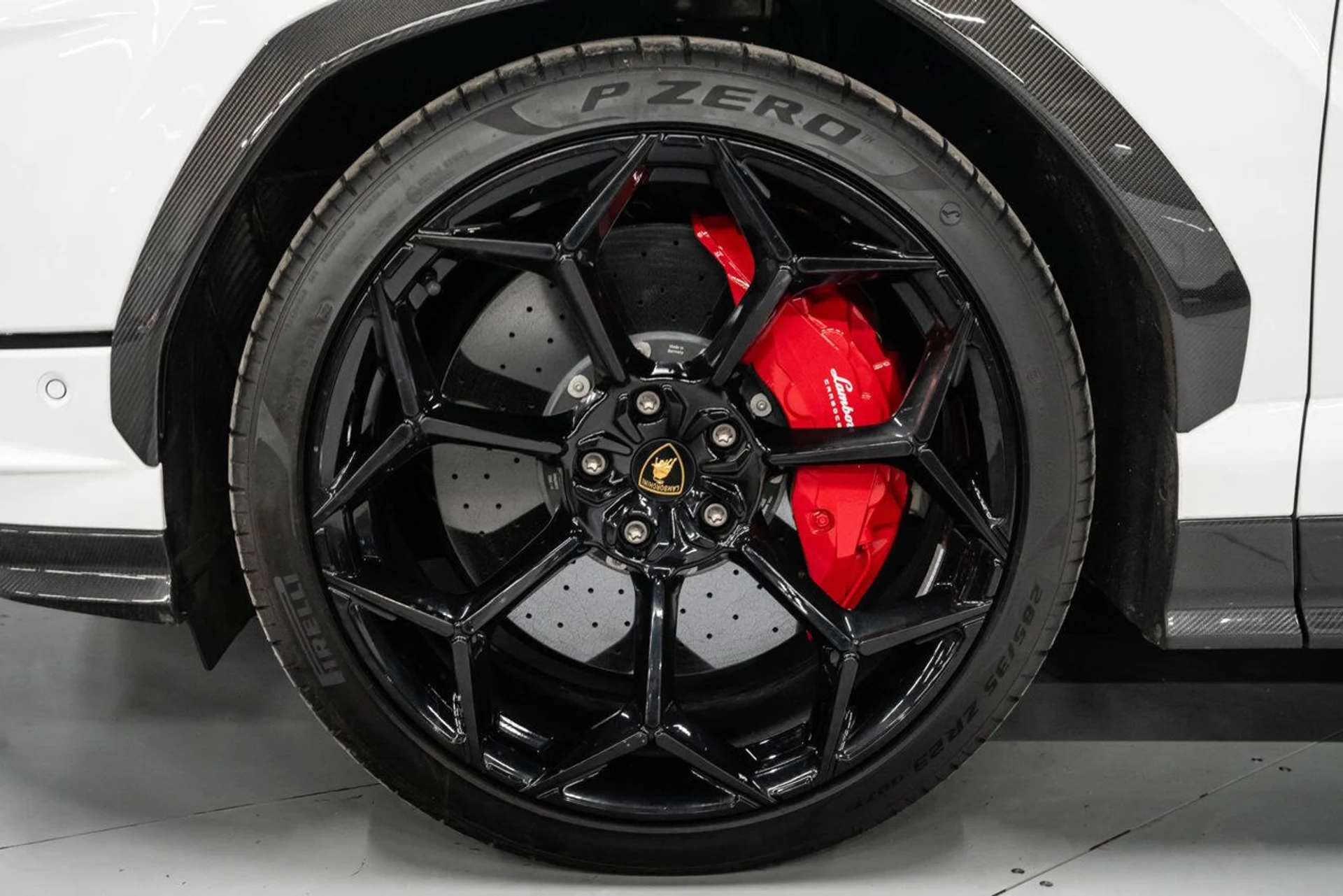 mph034_3382303202_lamborghini_urus_2023_9da915384d