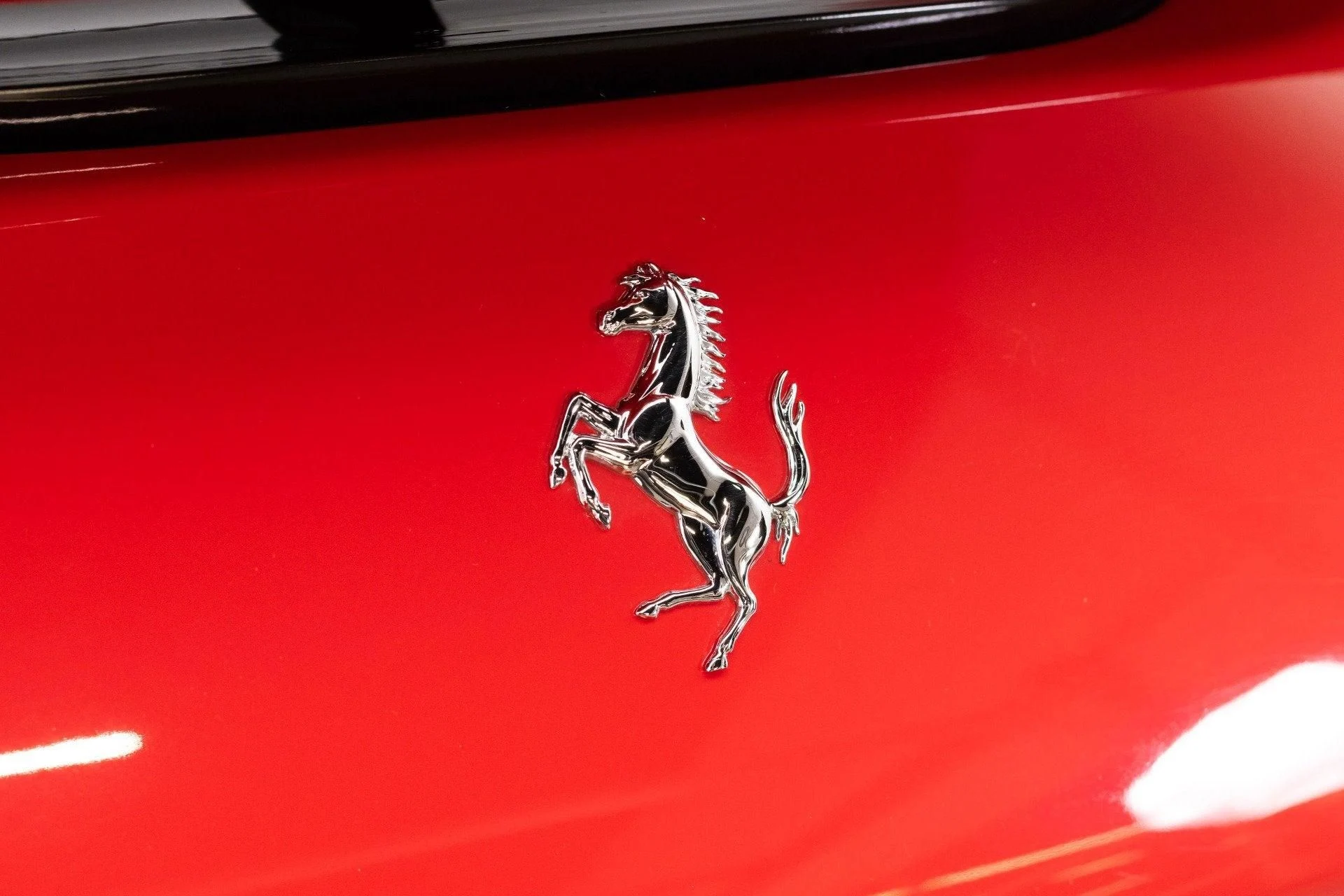 mph034_3389249047_Used_2020_Ferrari_F8_Tributo_1777367295_67575577e7