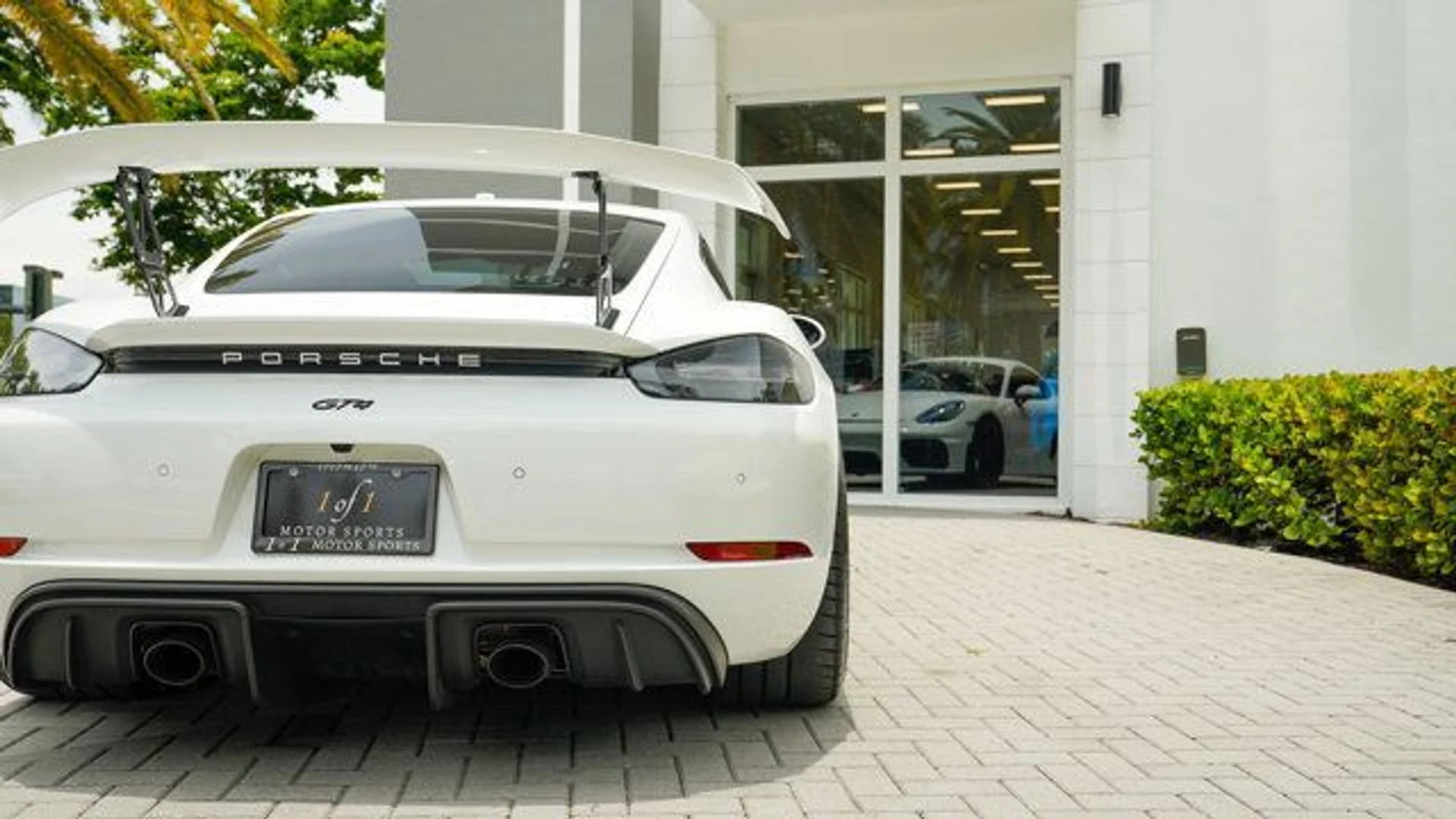 mph034_3392713145_used_2020_porsche_718_cayman_gt4coupe_14354_22875819_35_640_6801a32219
