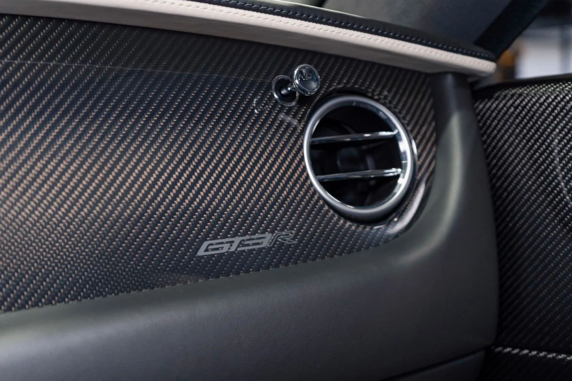 mph034_3414575036_Used_2015_Bentley_Continental_GT_3_R_1773439779_b22e8e3d9f