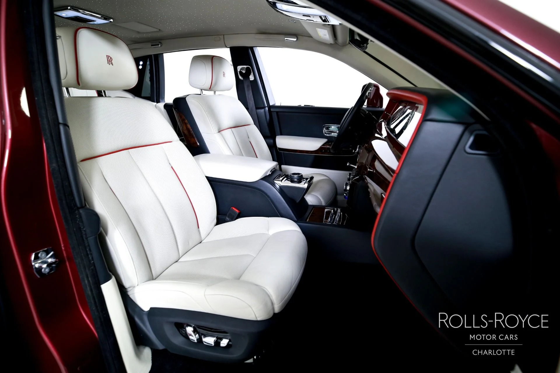 mph034_3415333412_Used_2019_Rolls_Royce_Phantom_1786657076_d101a4945f