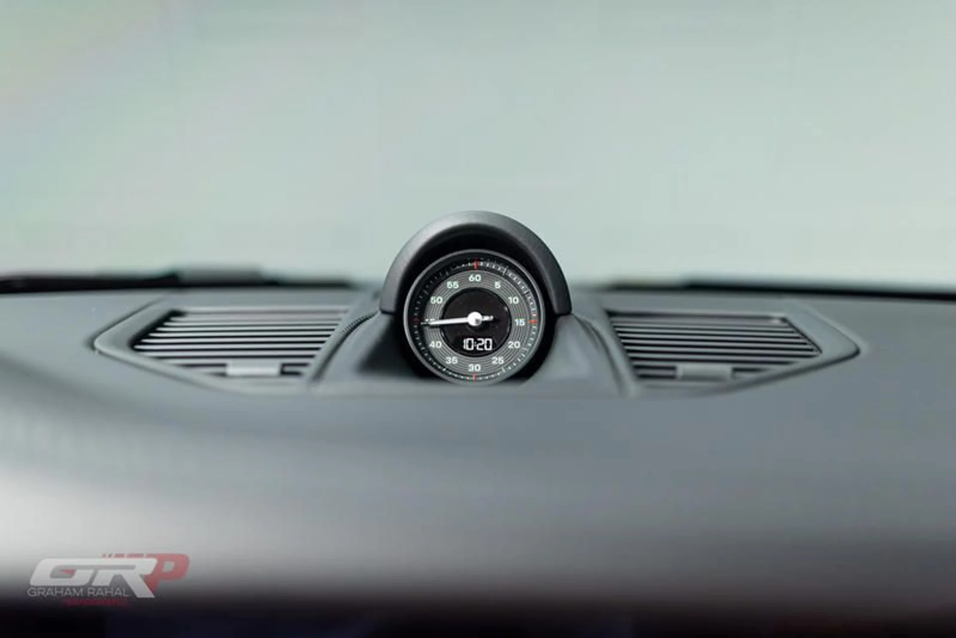 mph034_3422425442_DC_8_A24_E0_BDAE_412_D_8_E58_B2_A36_B2986_F2_eea3be3865