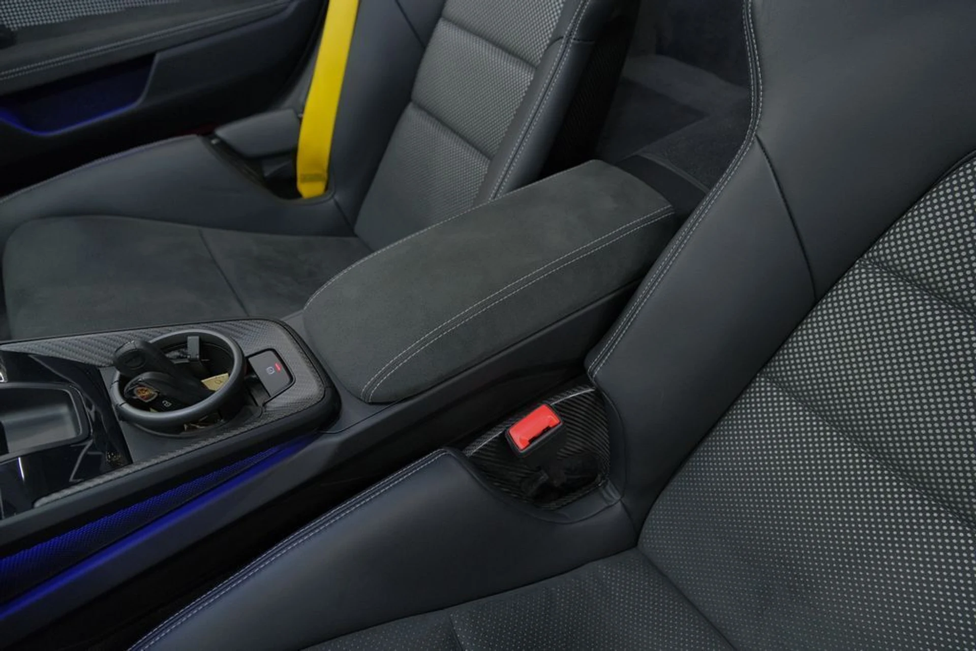 mph034_3436132096_0b5b6081f517b6e89f097f397a113b44_c91a93478a