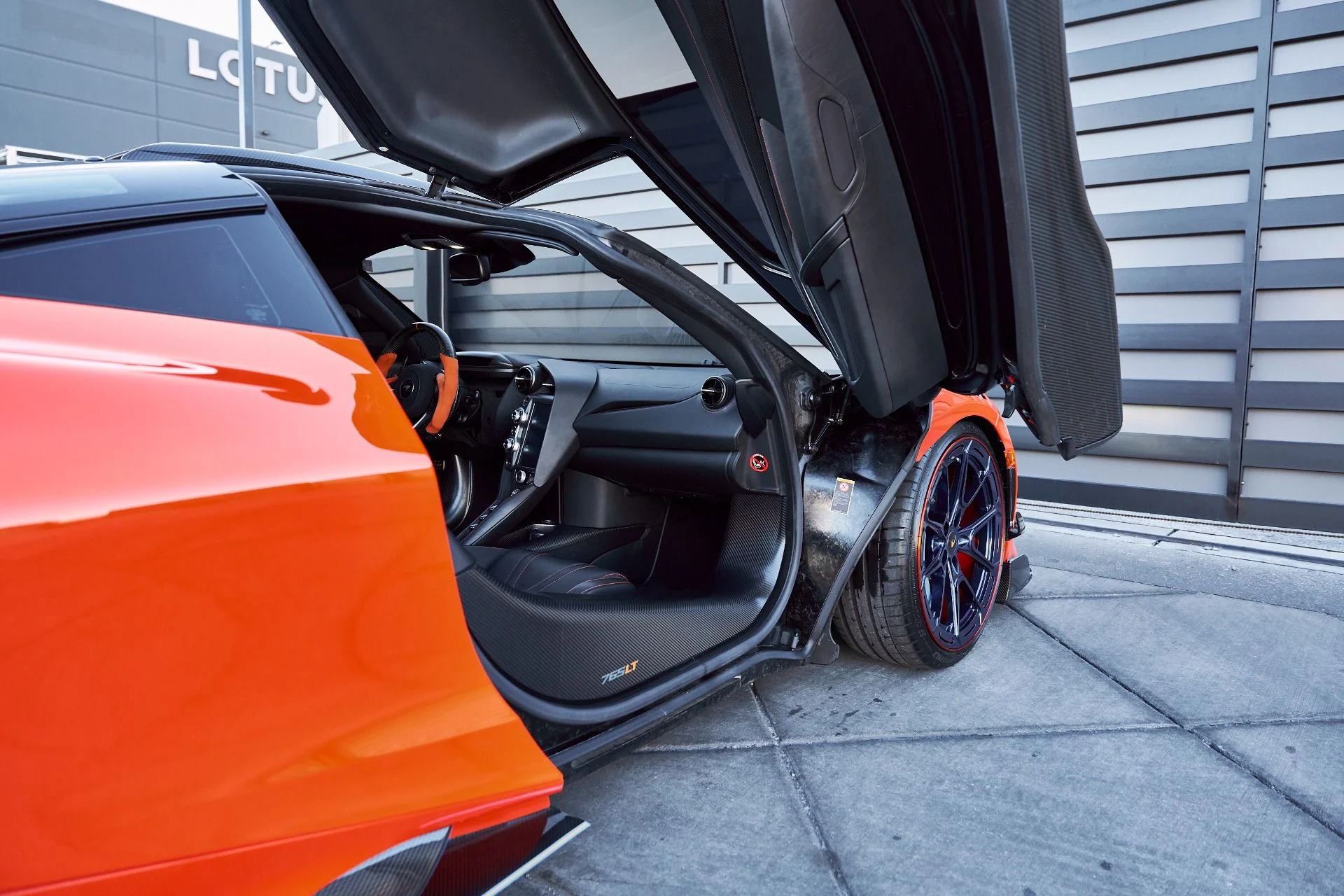 mph034_3440182067_Used_2021_Mc_Laren_765_LT_Base_1768445520_34422426ae