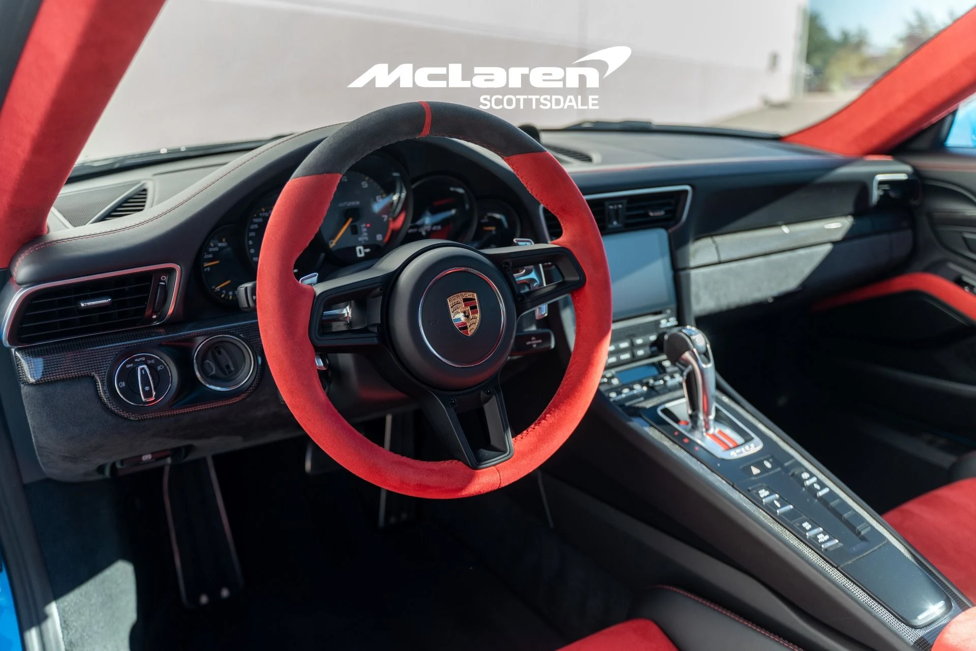 mph034_3448437276_Used_2018_PORSCHE_911_GT_2_RS_1765679912_6cc7aeed87