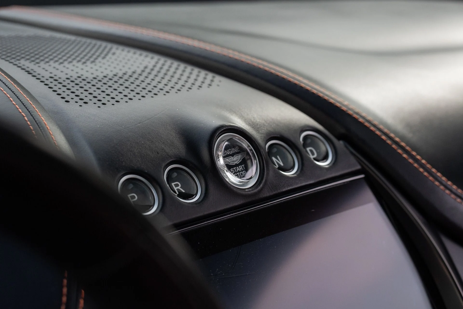 mph034_3450755503_Used_2023_Aston_Martin_DBX_707_1756441558_968be0f80d