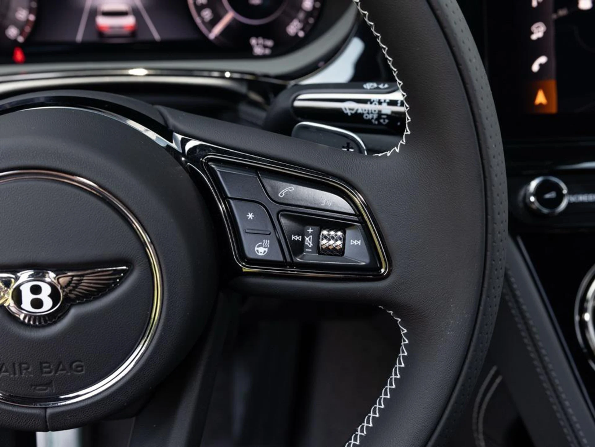 mph034_3457028063_445756534_68a0b01c47582abe1d6e7f90_5fcf7cdf49