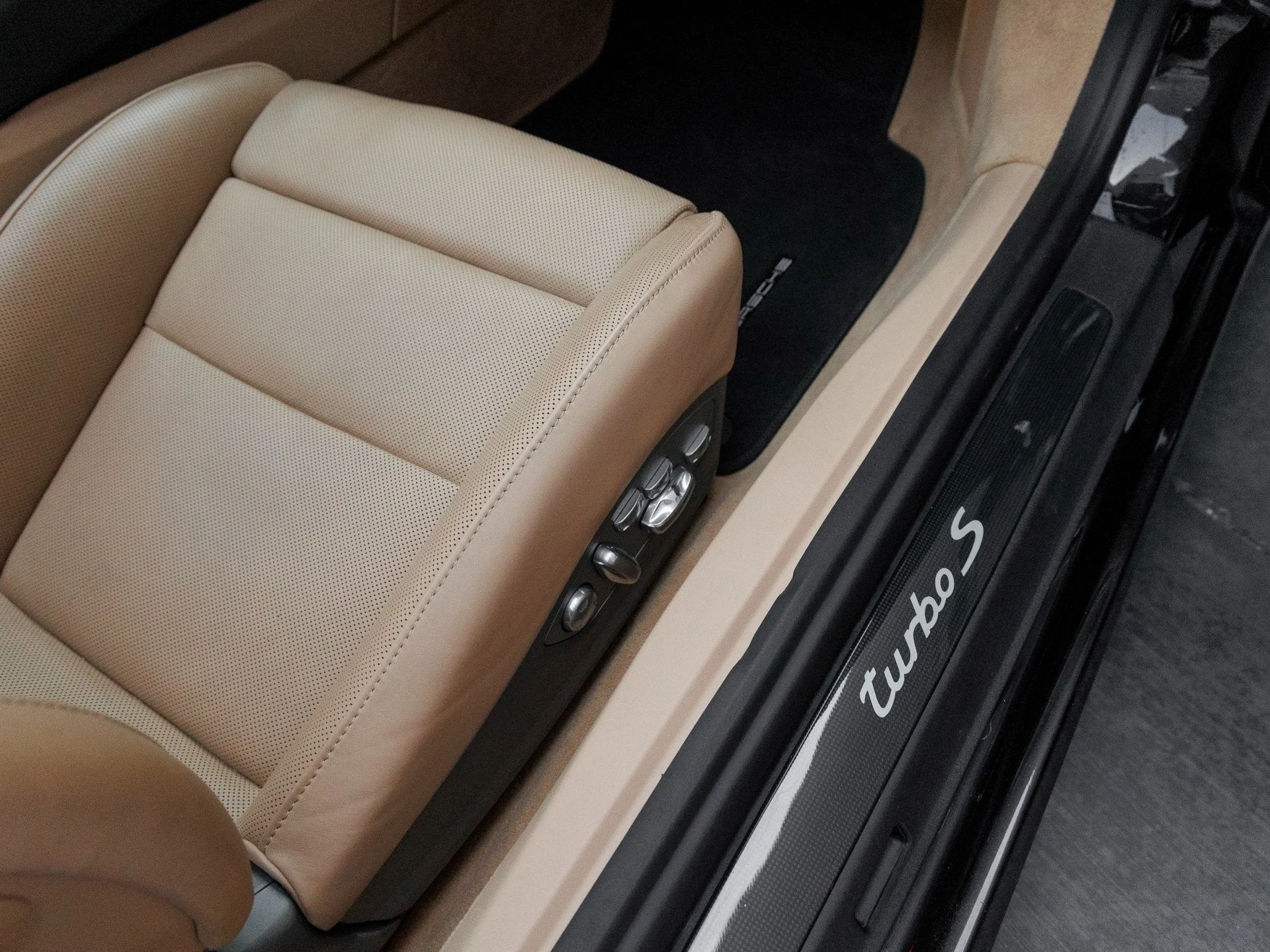 mph034_3457792396_35_1f2f5c6d05