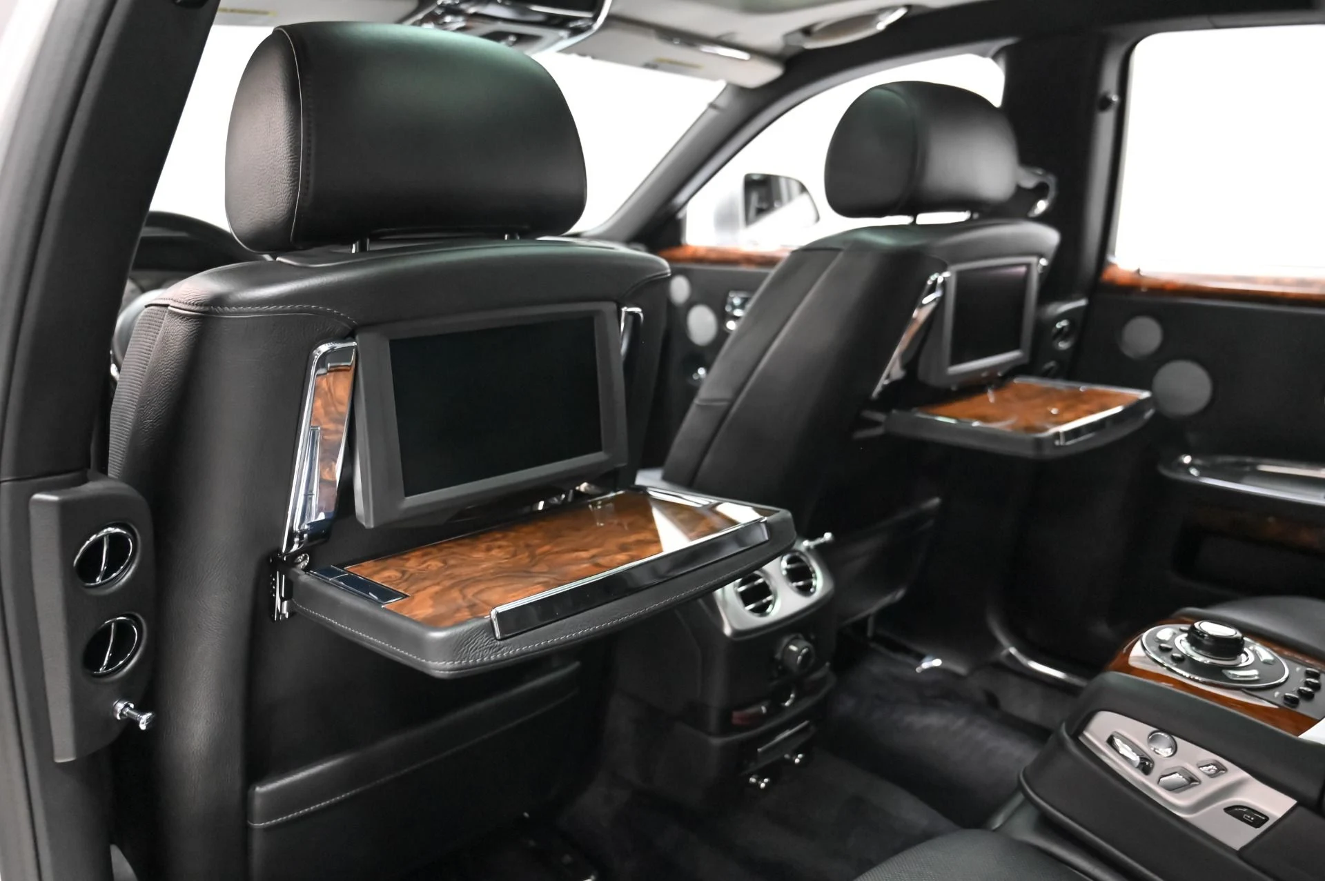 mph034_3459308054_Used_2012_Rolls_Royce_Ghost_1757528739_5f0b26a802