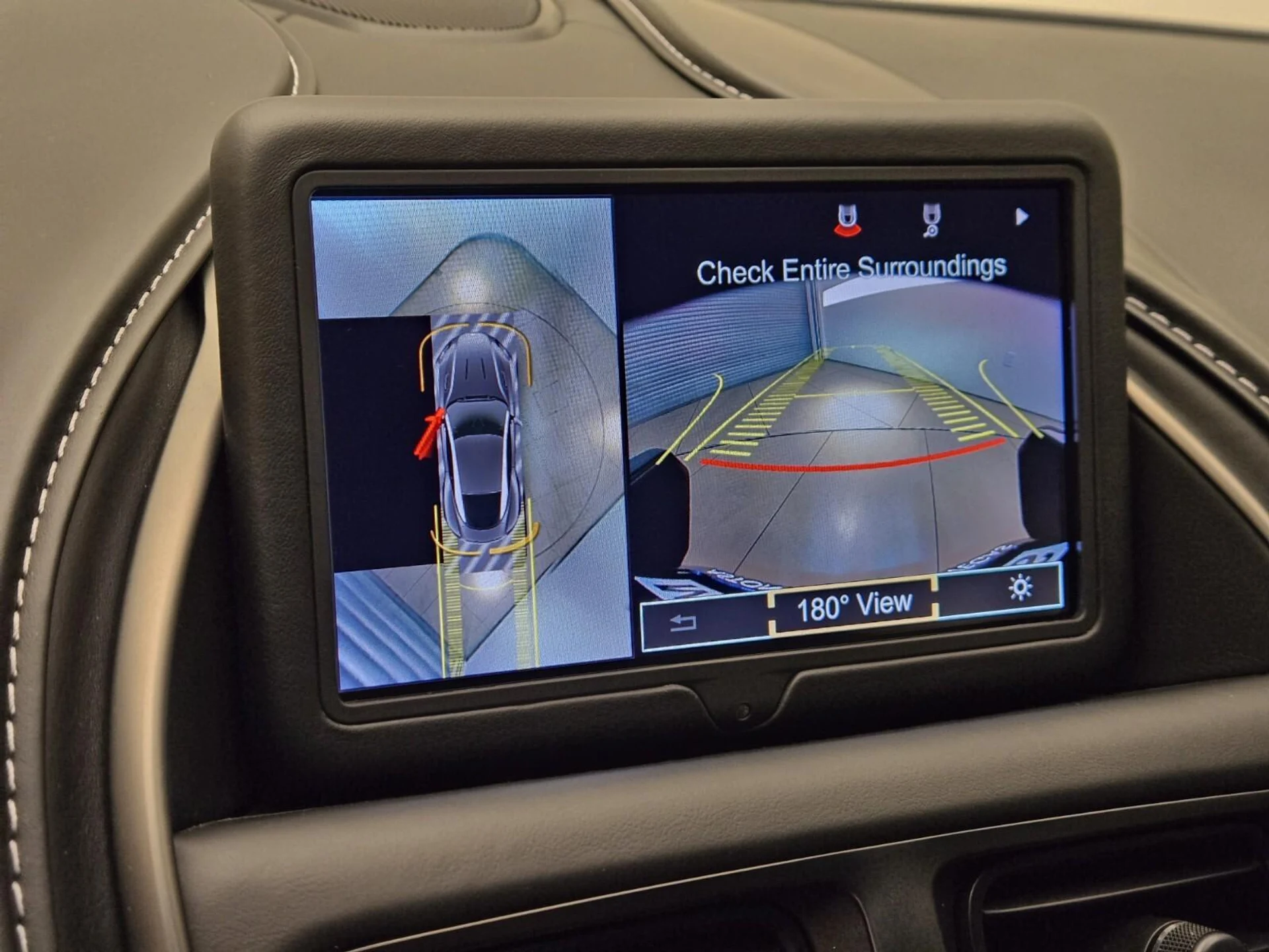 mph034_3466617551_Used_2020_Aston_Martin_DB_11_1727783531_c7191f133b