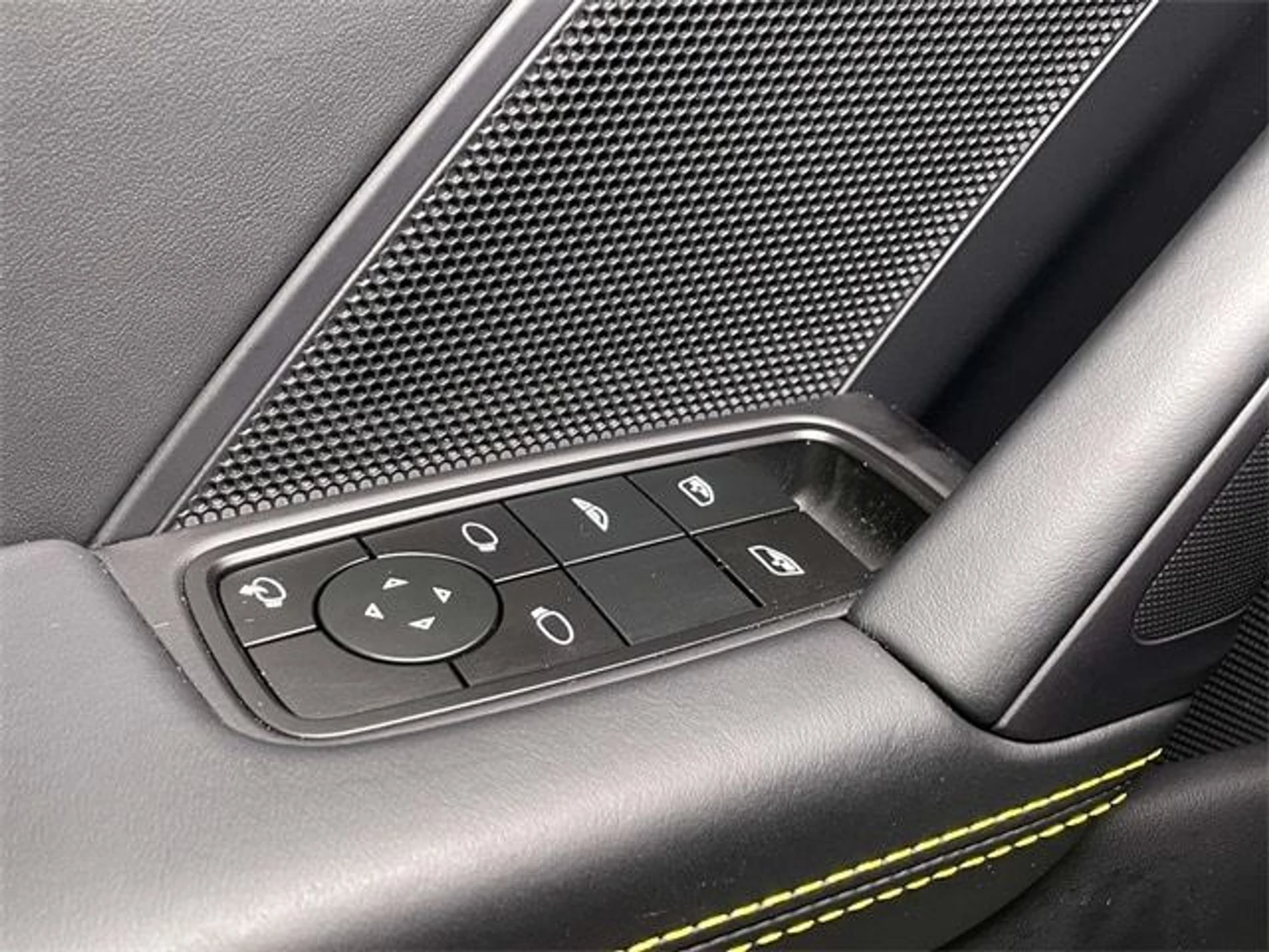 mph034_3472197221_42b9b9f5a6d23a2e626d1a23b6e4913ax_91a4d644b4