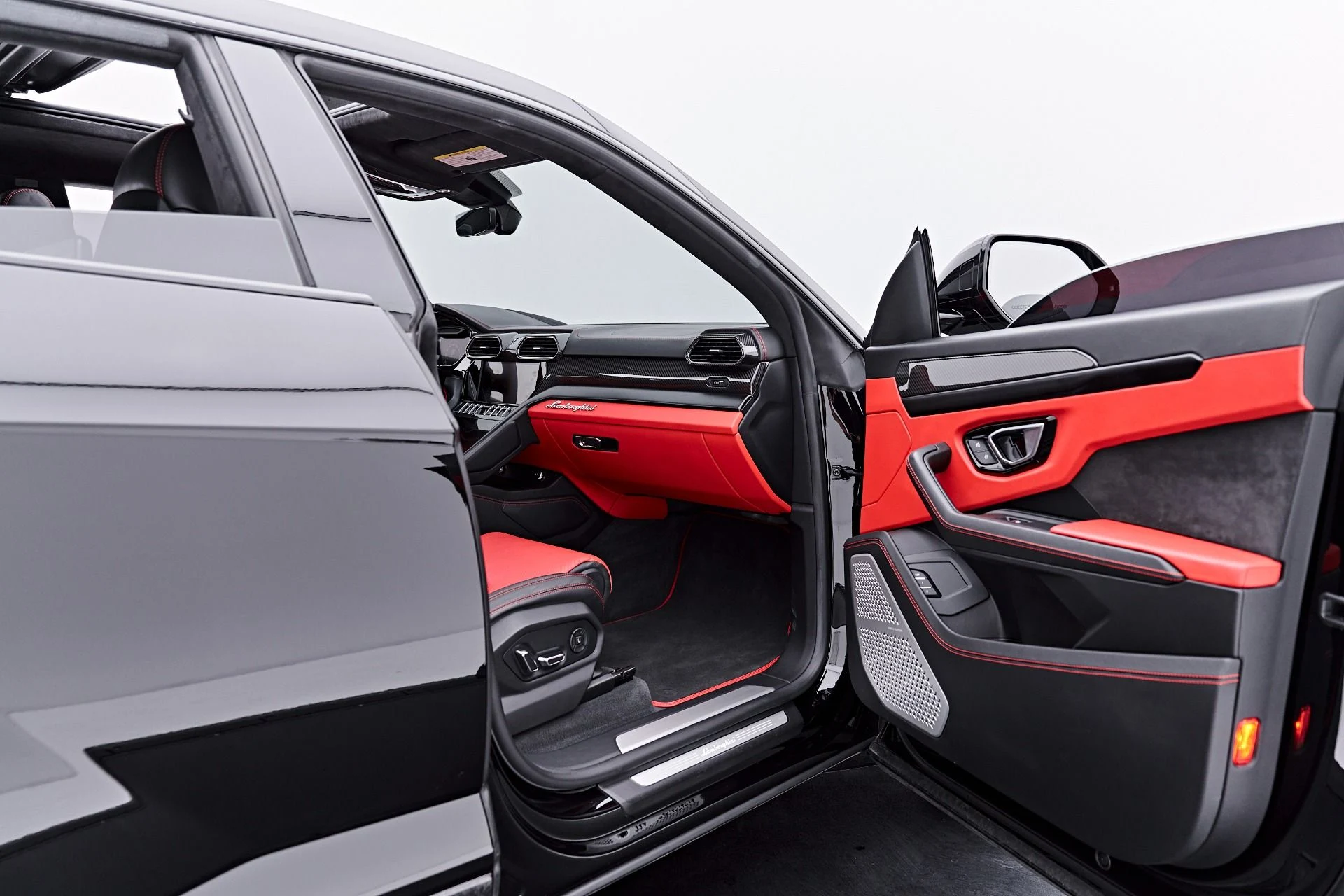 mph034_3475671177_Used_2022_Lamborghini_Urus_1788219578_477bdc8f98