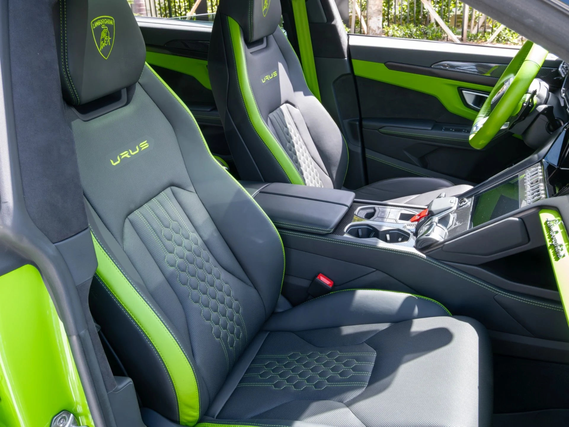 mph034_3485591879_Used_2024_Lamborghini_Urus_S_1775489530_bf538c4a48