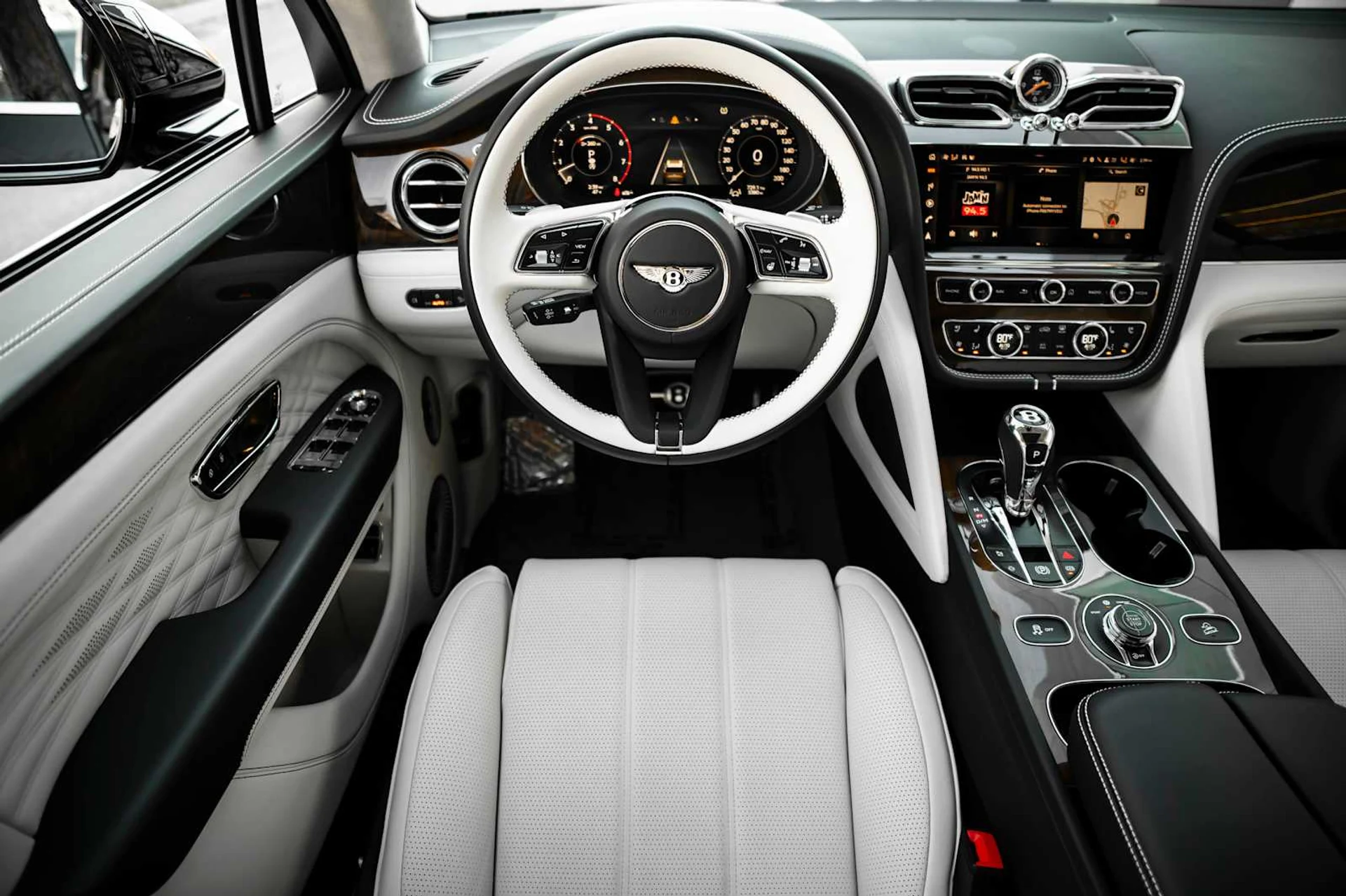 mph034_3494018850_8d77dceefcbcc79e85e99631f7c10e3fx_cbd720a585