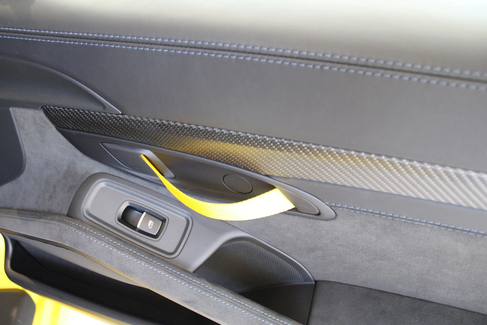 mph034_3509878303_0e735b4d3de3425928cc0fcc6fdde5bbx_48aea45125