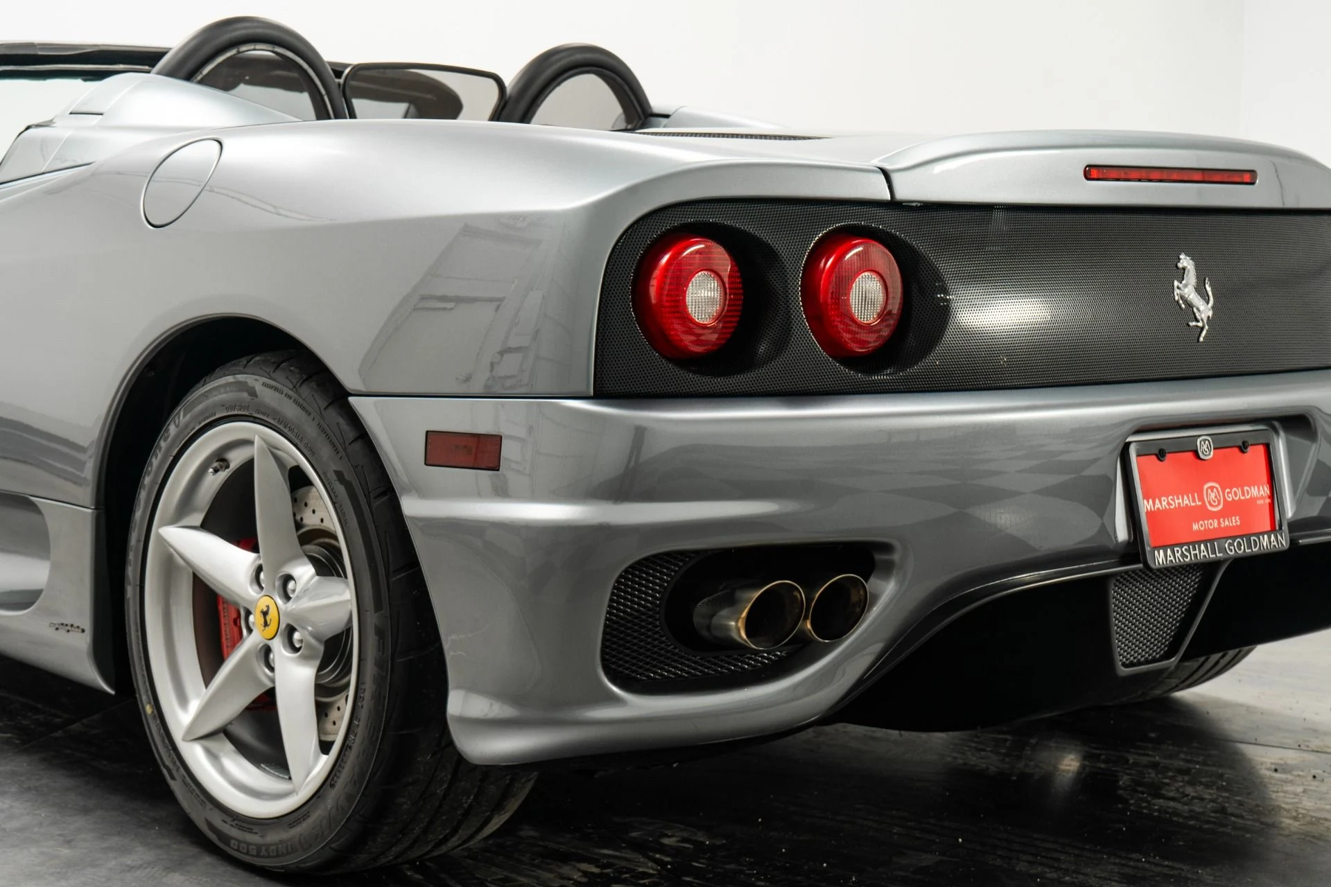 mph034_351544608_Used_2001_Ferrari_360_Spider_1760015223_886069d607