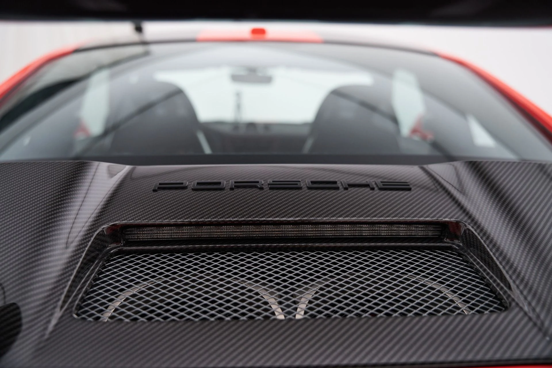 mph034_3540106041_Used_2018_Porsche_911_GT_2_RS_1792687167_ad5025db93
