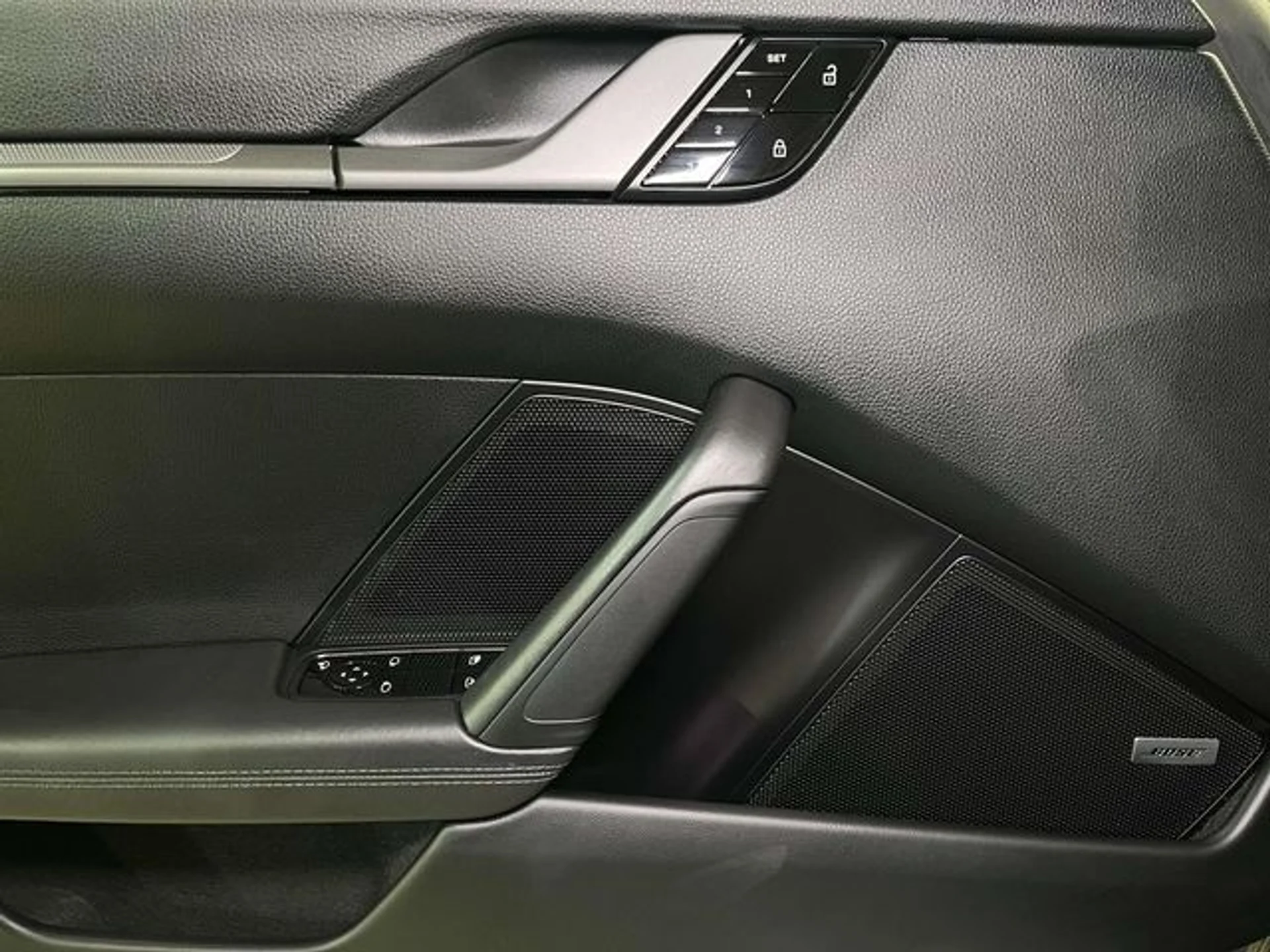 mph034_3545863682_516c38c555a3f3e5a687862d5c16ec07x_ceb1c26e6a