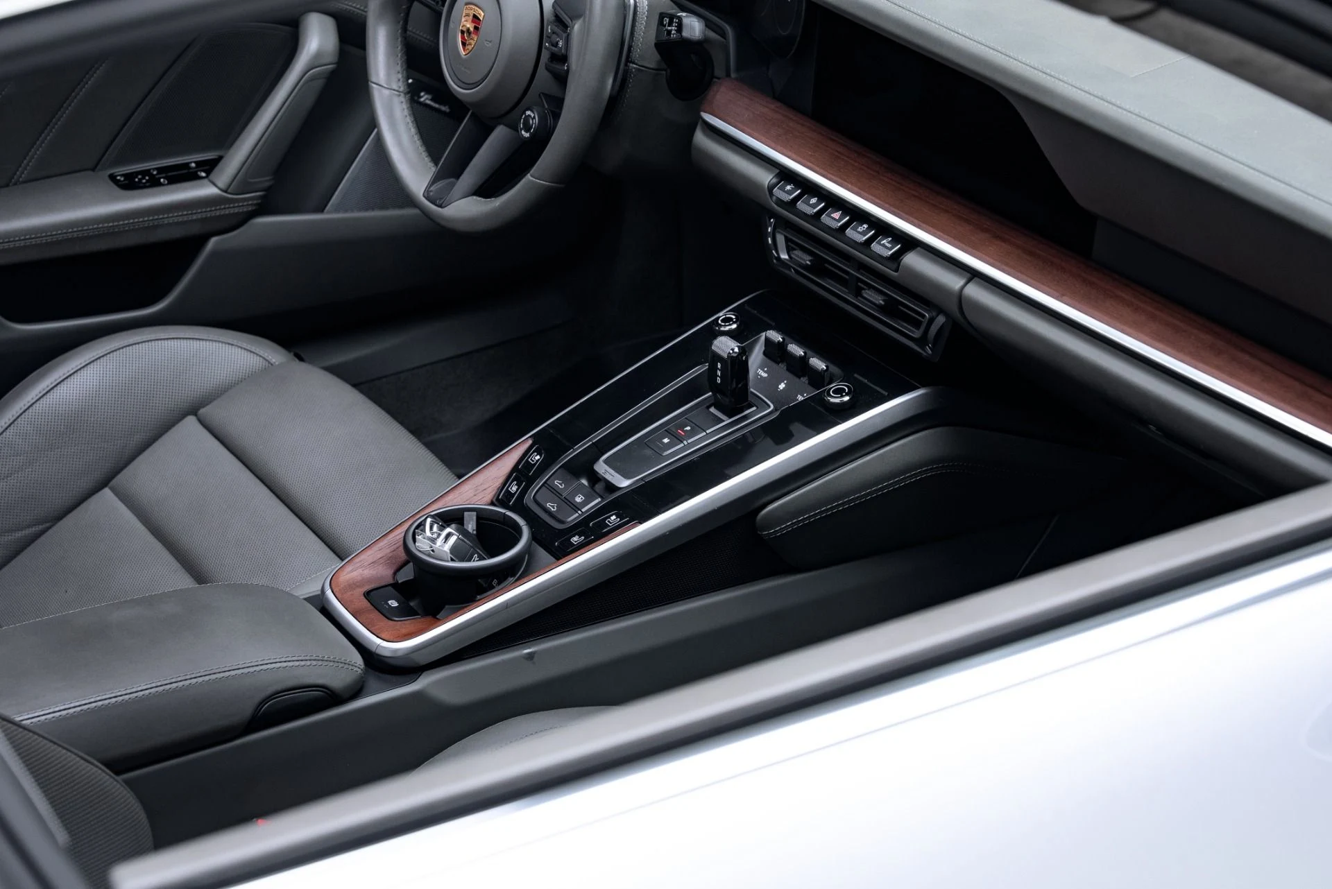 mph034_3547839277_Used_2021_Porsche_911_Turbo_S_1776281041_0b59951738