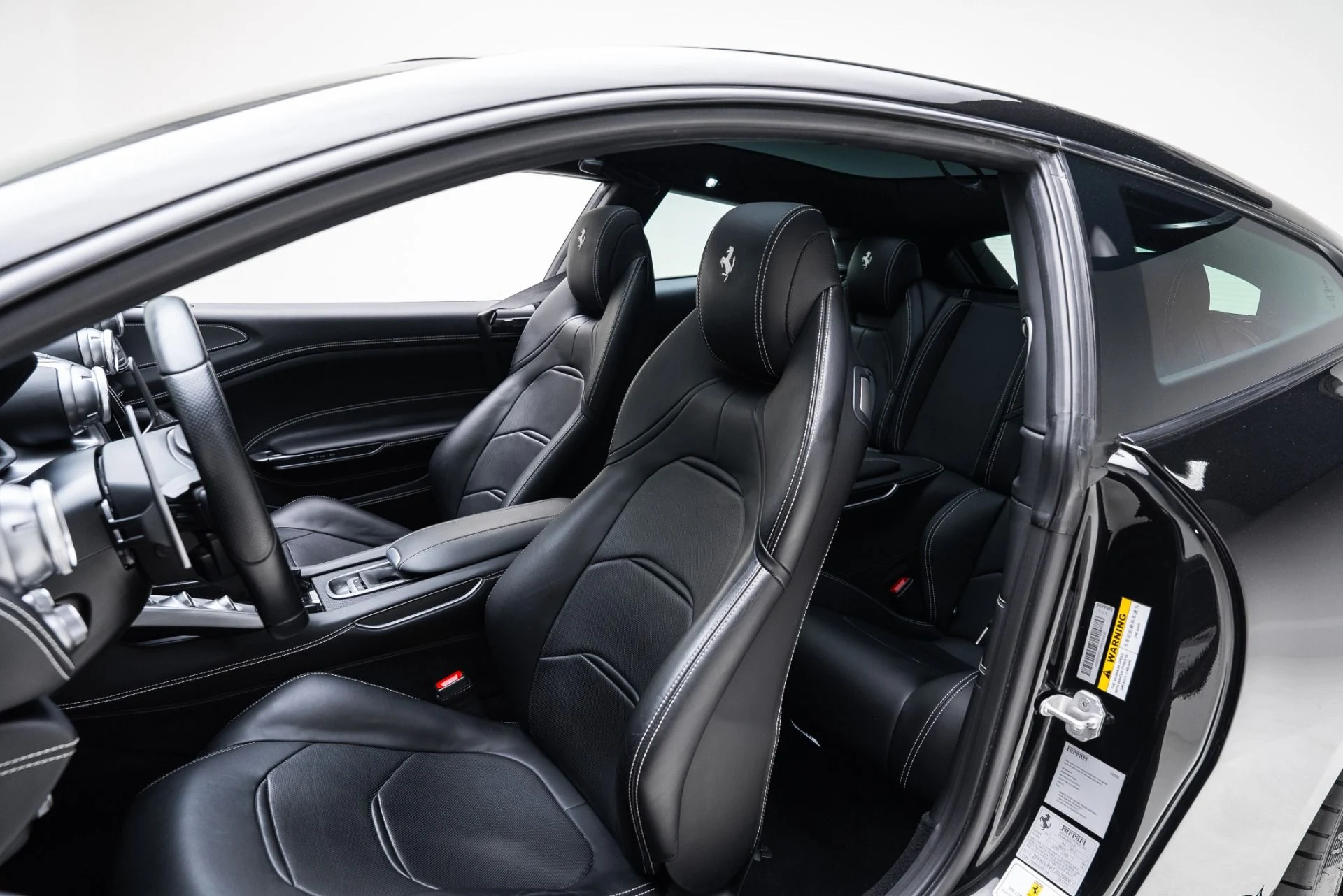 mph034_3567388479_Used_2018_Ferrari_GTC_4_Lusso_1768413898_13c6f008b1