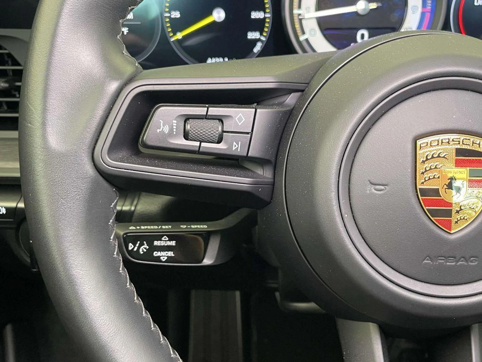 mph034_356808365_O_Re_4_OF_po4l27_Uao8_P_Dotfh7s_694f9fe138