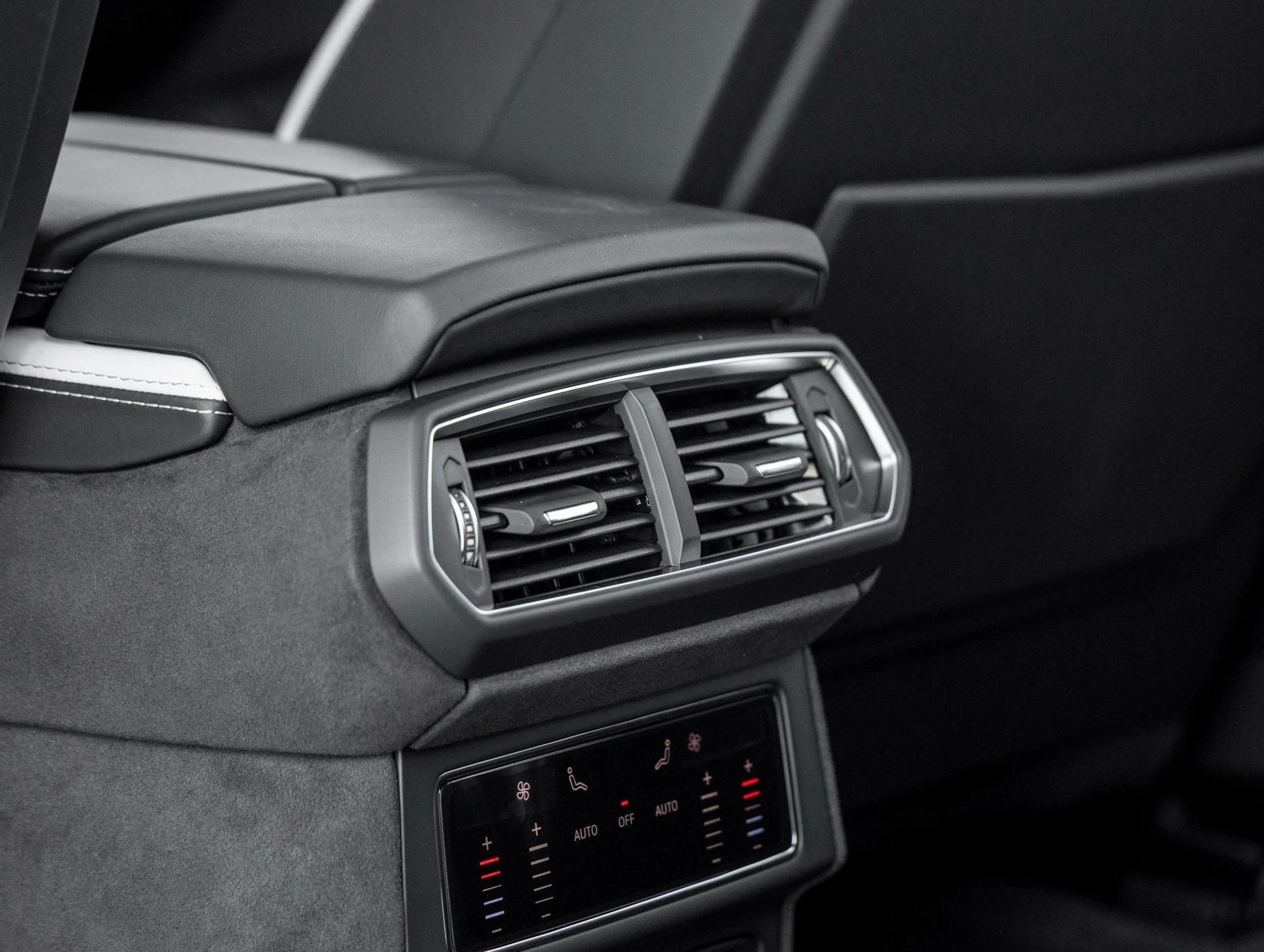 mph034_3569259141_35_20b9fbf8f7