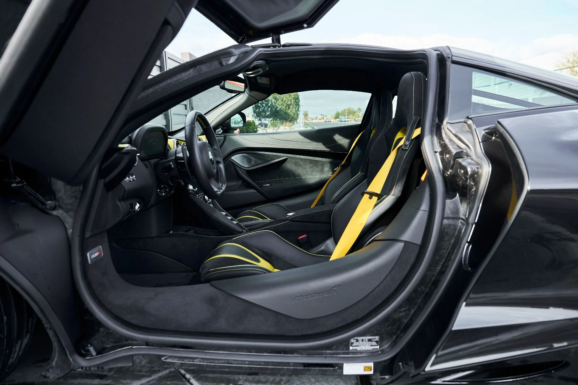 mph034_3575558309_Used_2021_Mc_Laren_720_S_1767401845_3cbf459aab