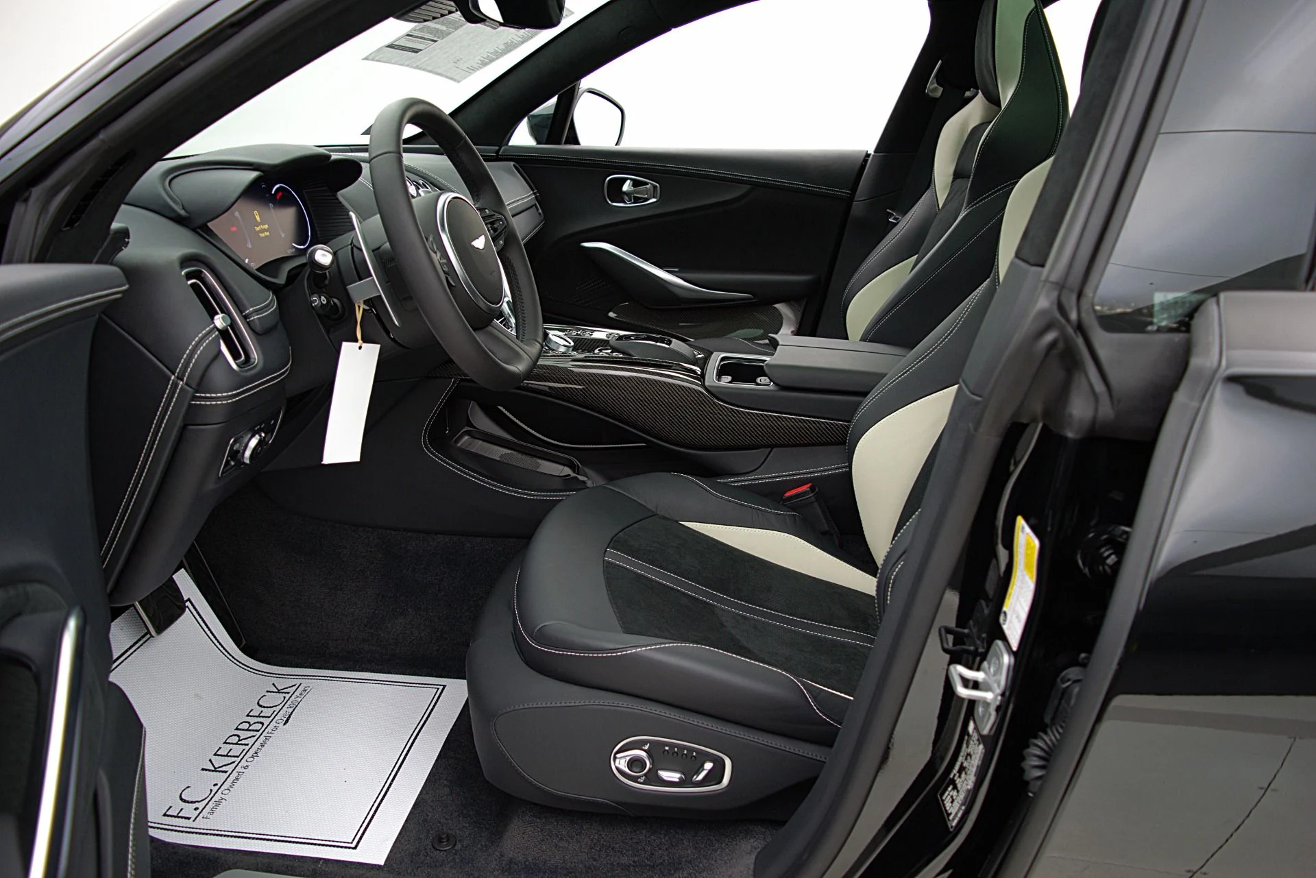 mph034_3590589436_Used_2023_Aston_Martin_DBX_707_2bc7d02466