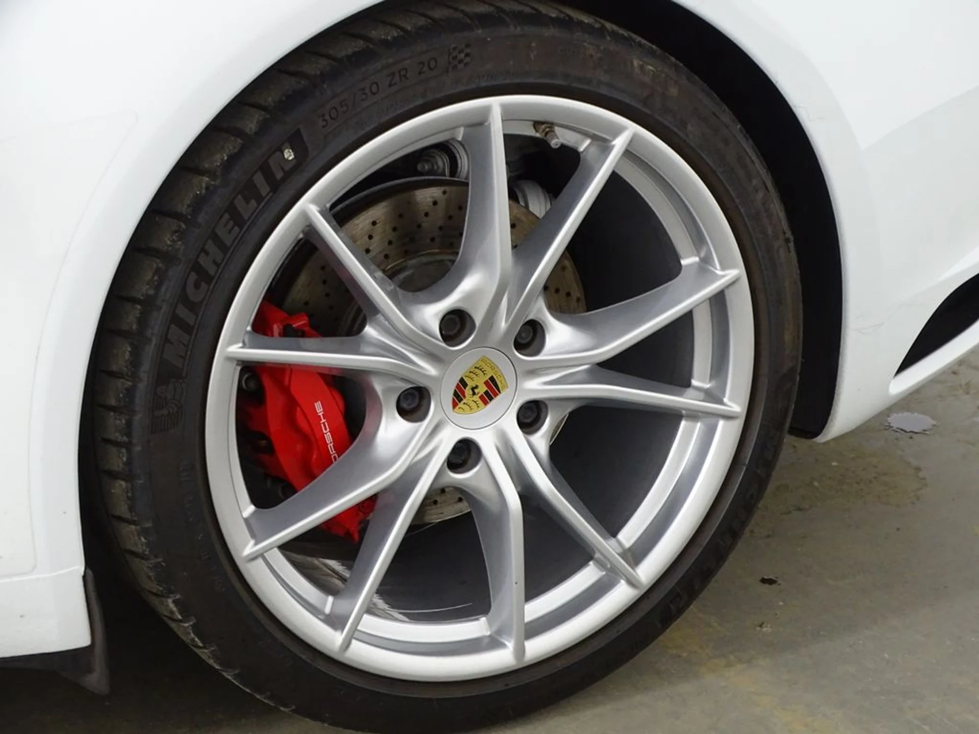 mph034_3592946031_5701e5bd23bc276f243373627458bc7dx_87678cd7a5