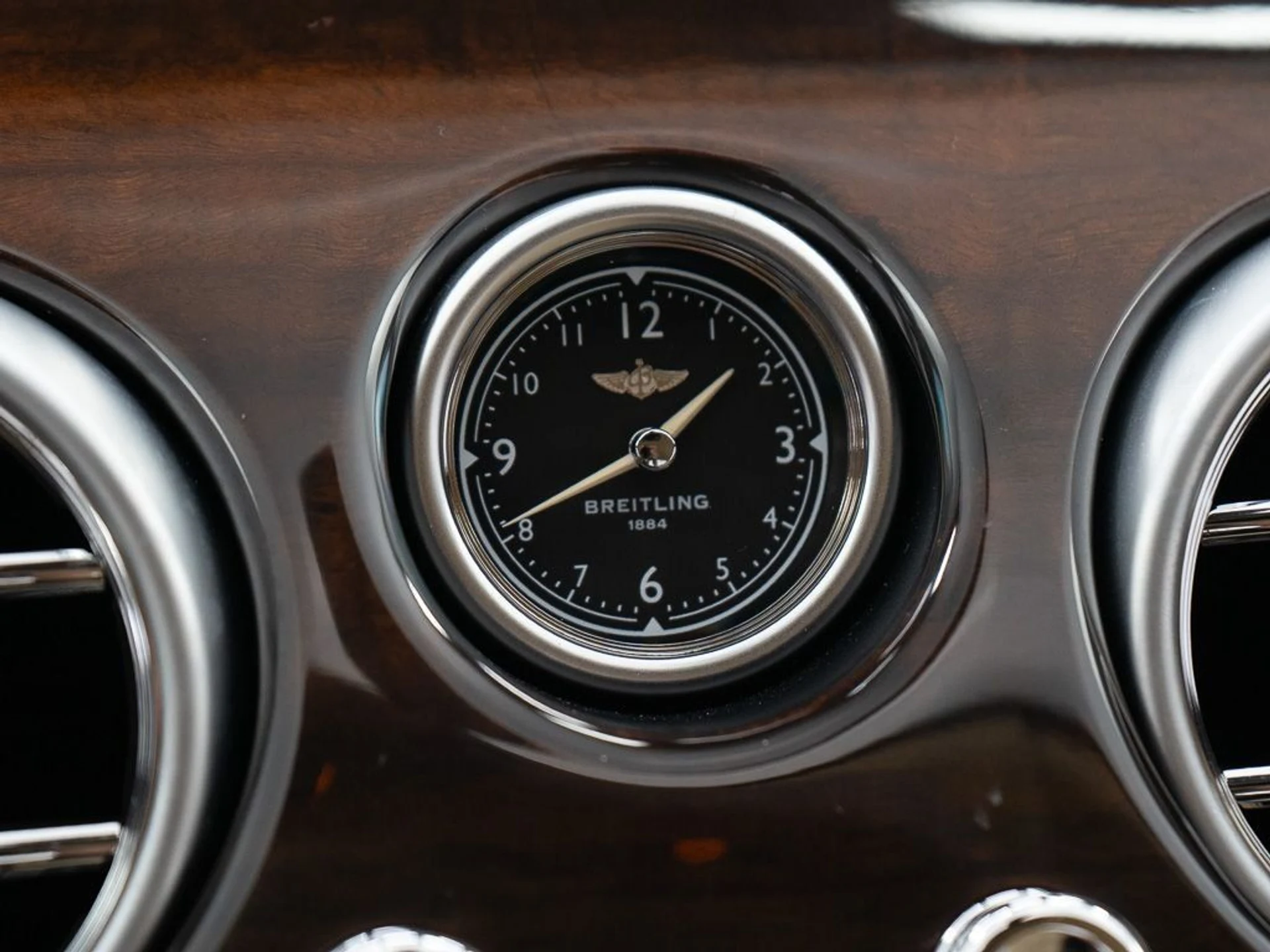 mph034_3606076285_da53e1e7de5271970887d1f17d329e18_c80b71d539