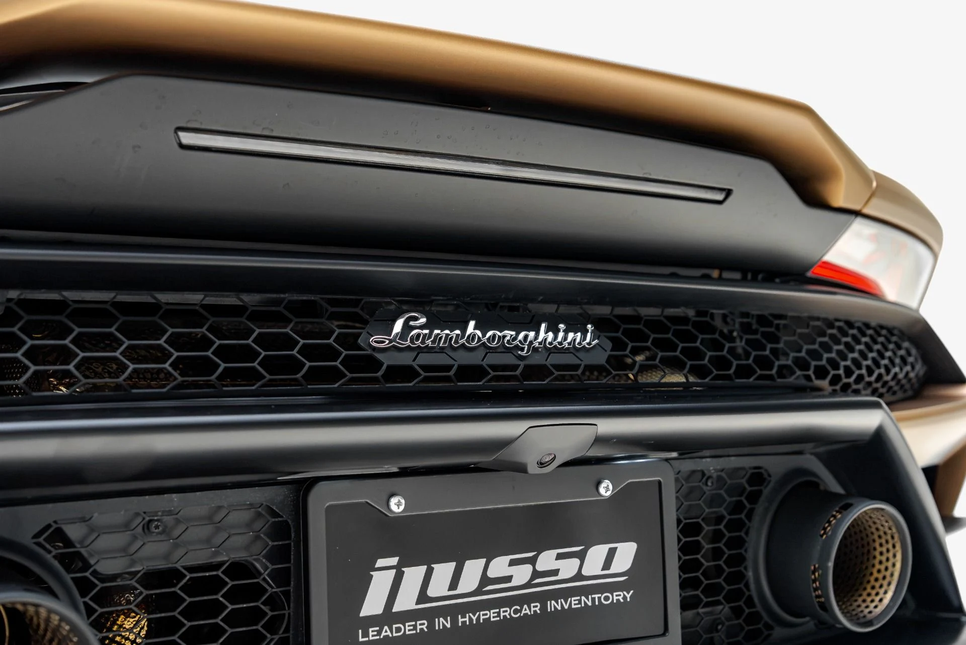 mph034_3655225873_Used_2024_Lamborghini_Huracan_Sterrato_1786041515_e4c82b1d23