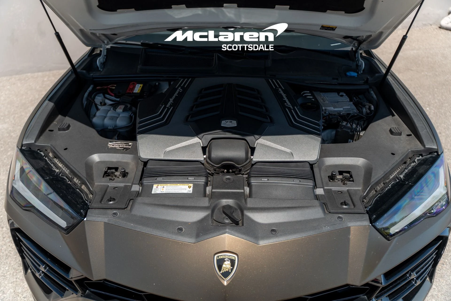 mph034_3655449952_Used_2021_LAMBORGHINI_URUS_1777648780_09a5877d58