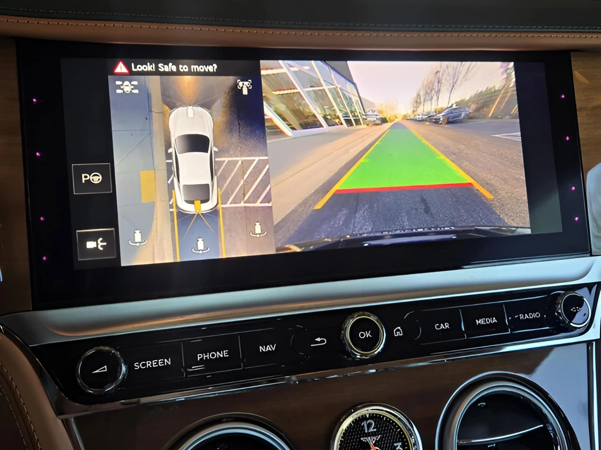 mph034_3663422825_833f94ef10dd1375808c2e01358bd6dax_16a5152b47