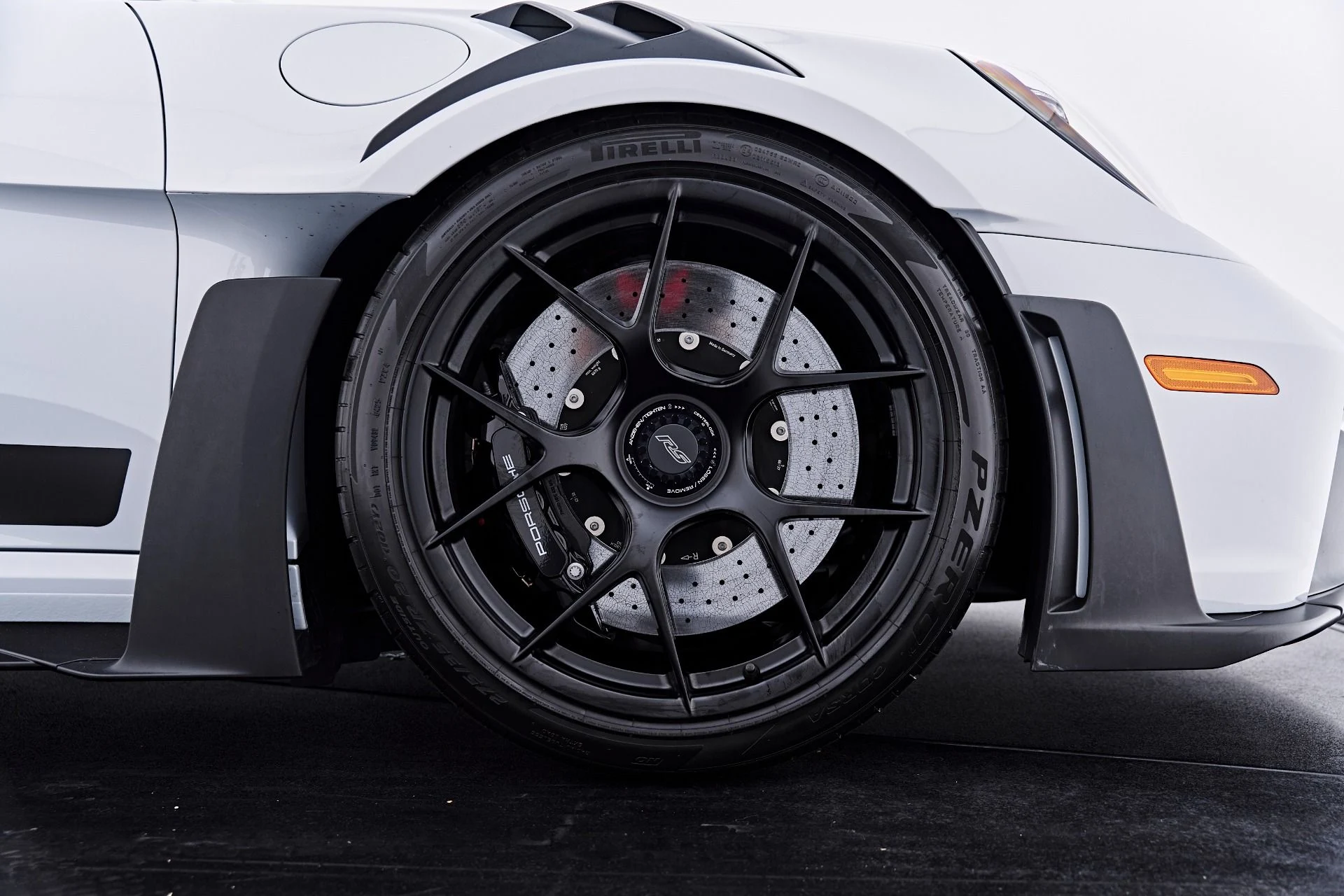 mph034_3668763038_Used_2025_Porsche_911_GT_3_RS_1790364680_48264b5e1b
