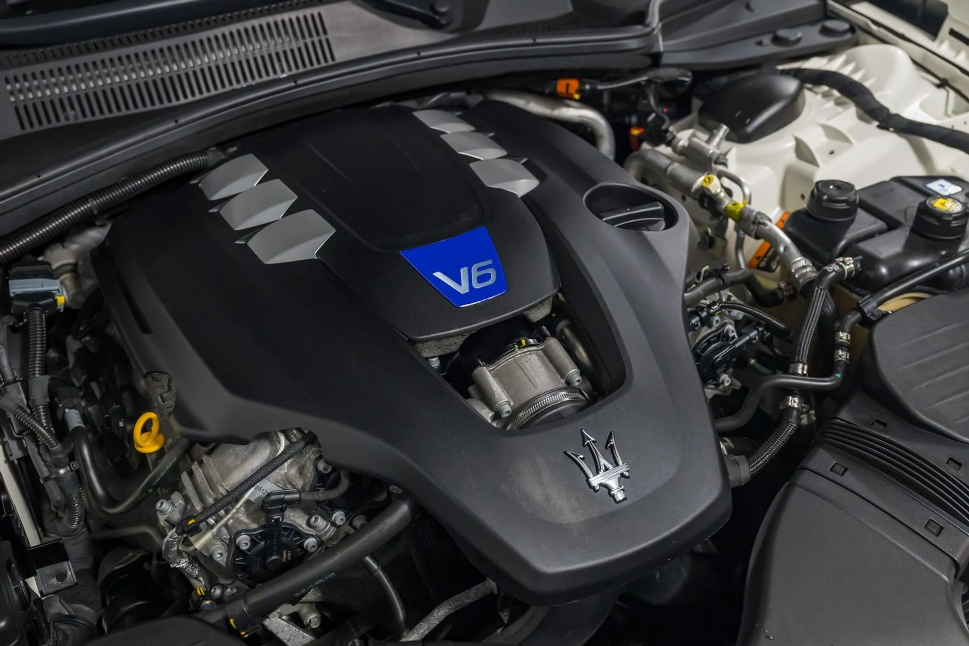 mph034_3668994694_376e0fe56702482ba814b56b2afa4a9b_0aa592d7a3